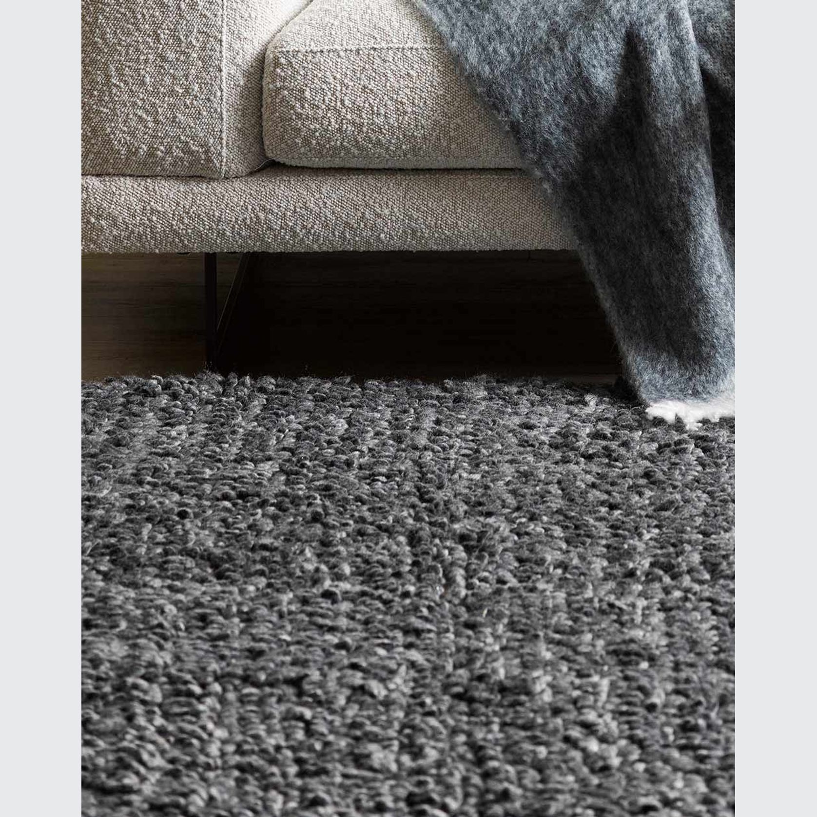 Baya Wanaka Handwoven Loop and Cut Pile Rug - Dark Grey gallery detail image
