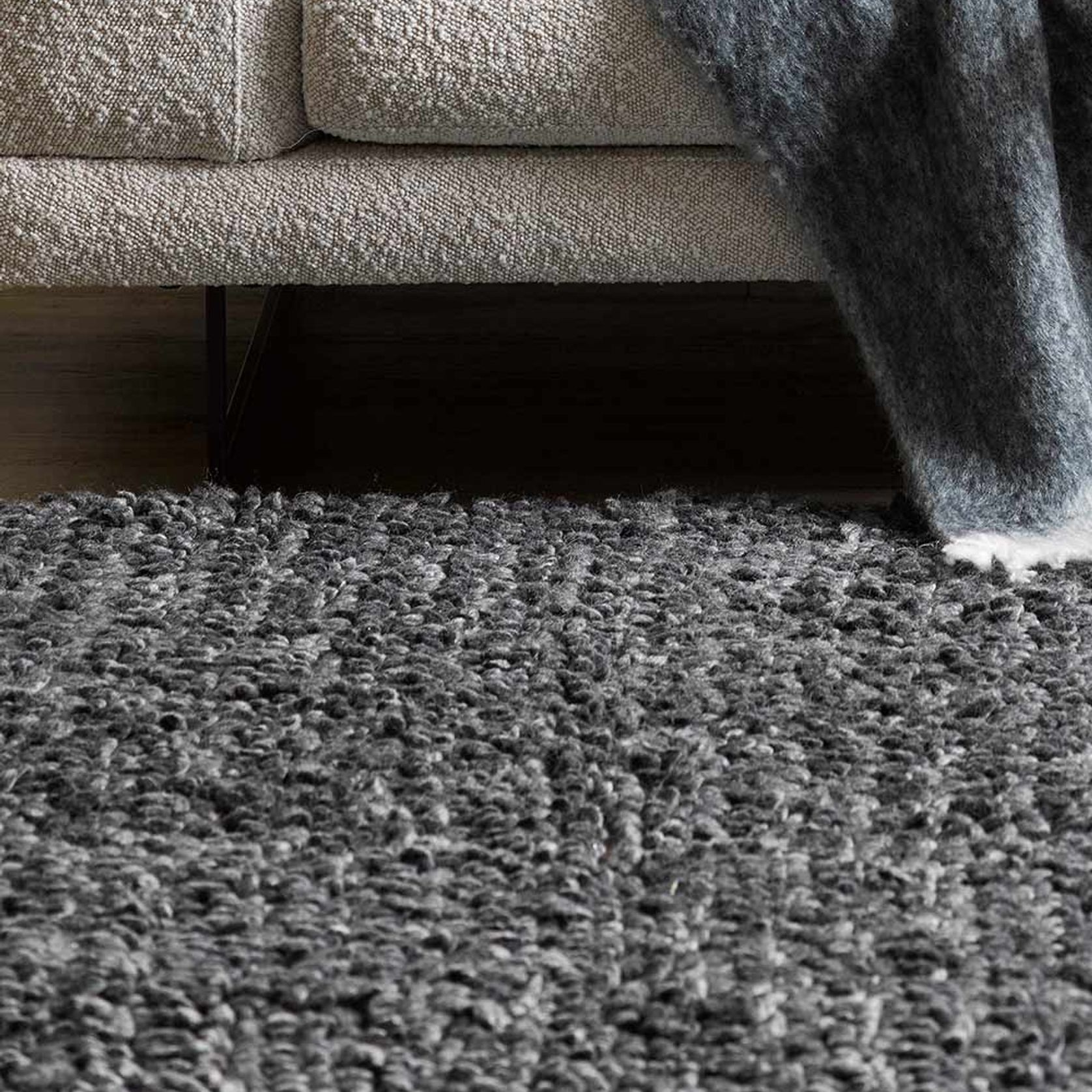 Baya Wanaka Handwoven Loop and Cut Pile Rug - Dark Grey gallery detail image