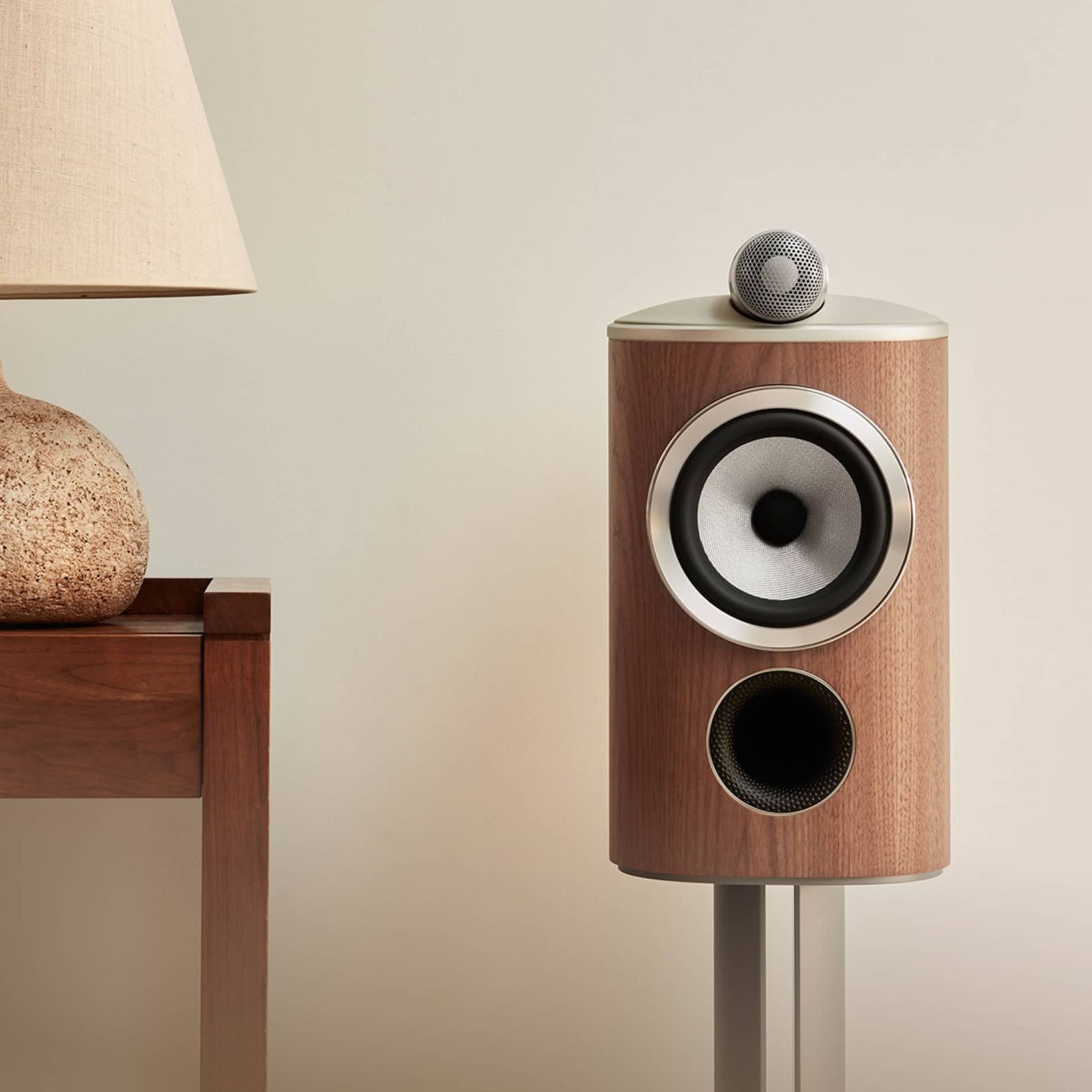 Bowers & Wilkins 805 D4 Stand-Mount Speaker gallery detail image