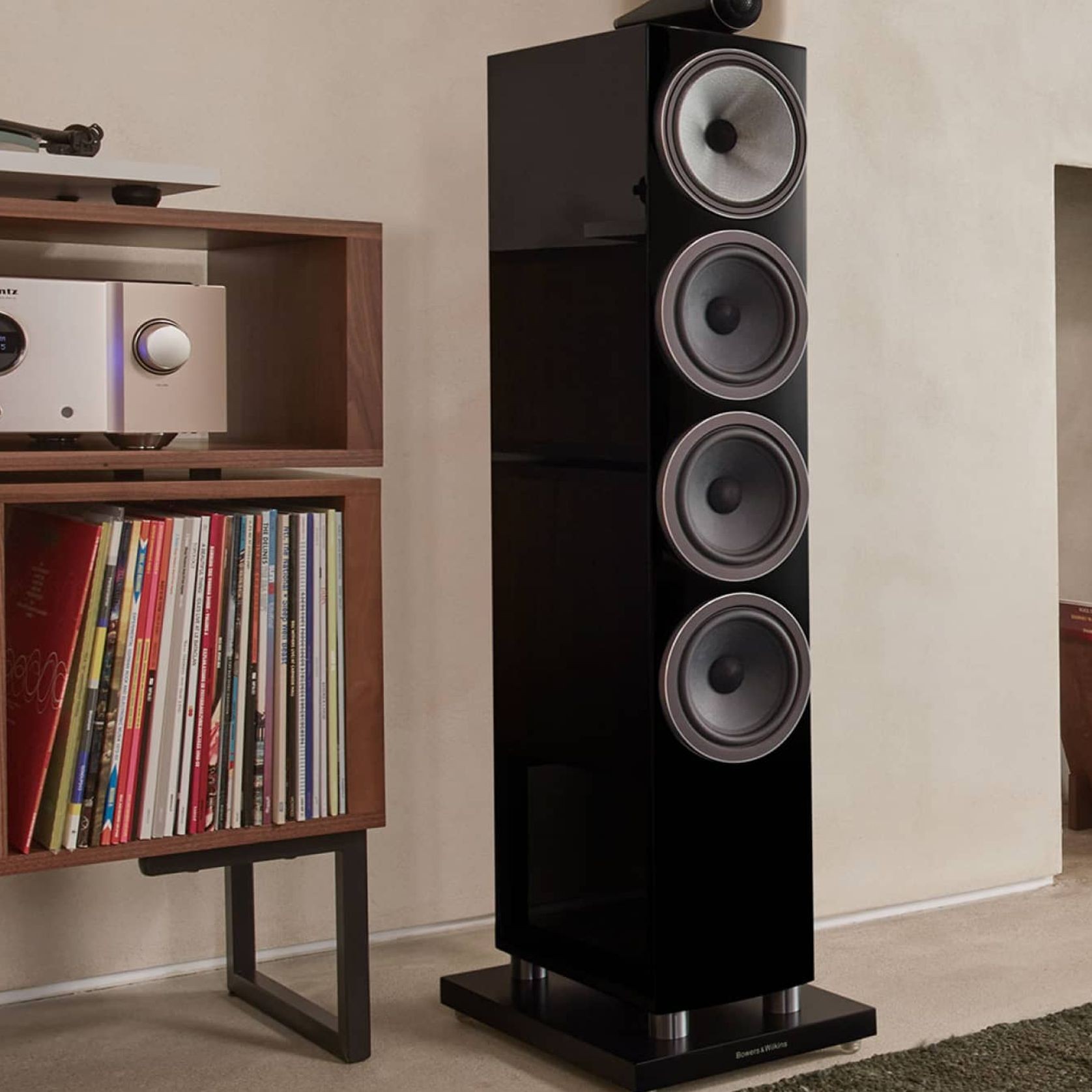 Bowers & Wilkins 606 S2 Stand-Mount Speaker gallery detail image