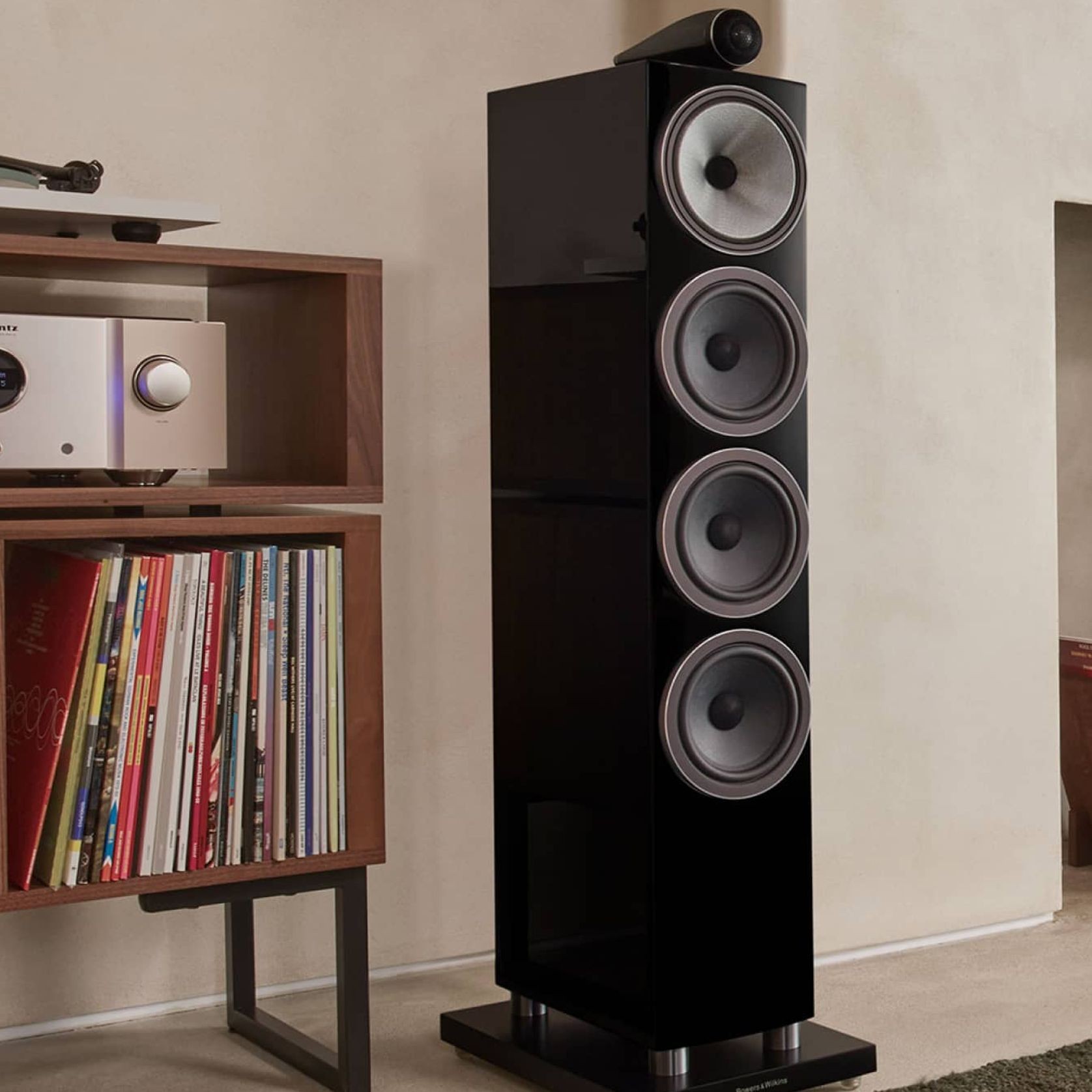 Bowers & Wilkins 705 S3 Stand-Mount Speaker gallery detail image