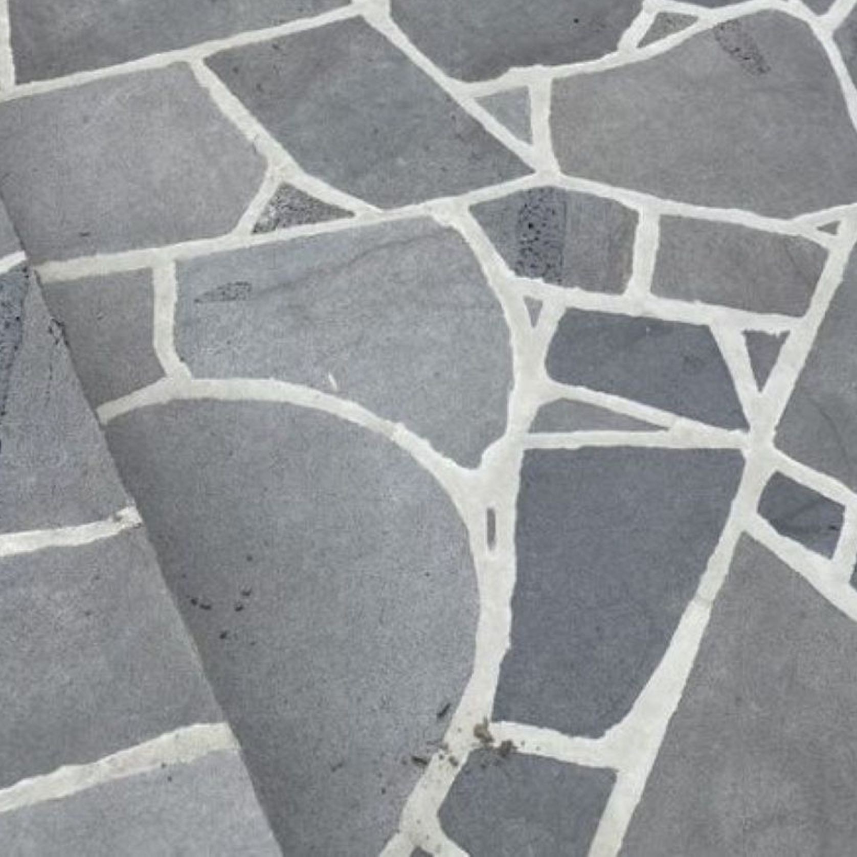 Bluestone Crazy Paving gallery detail image