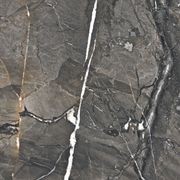 Amaranto gallery detail image