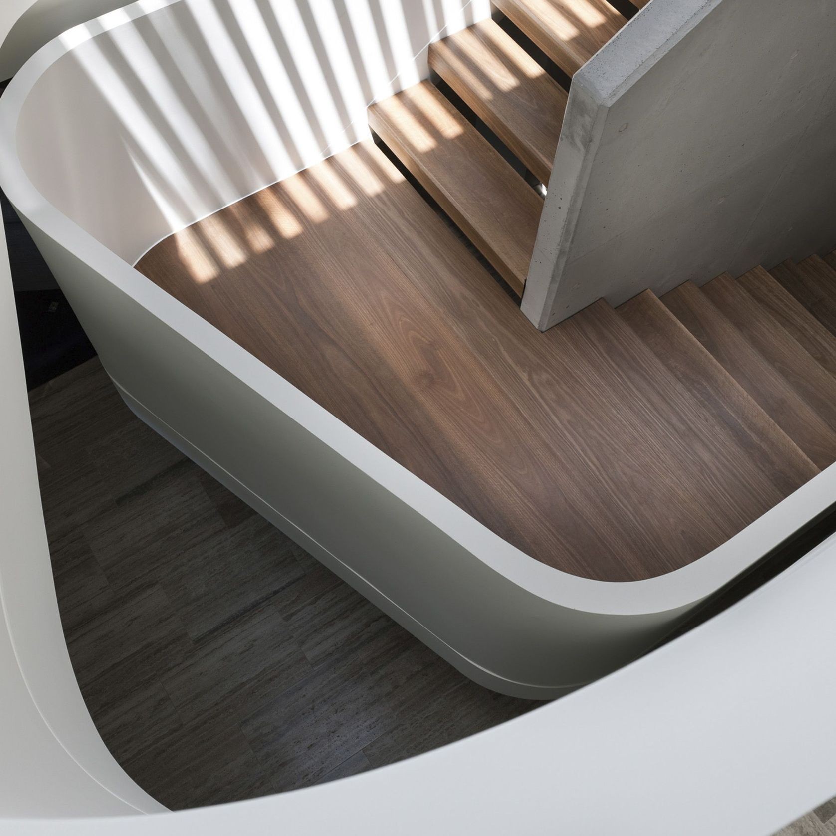 Coliseum Striato Vein Cut Travertine gallery detail image