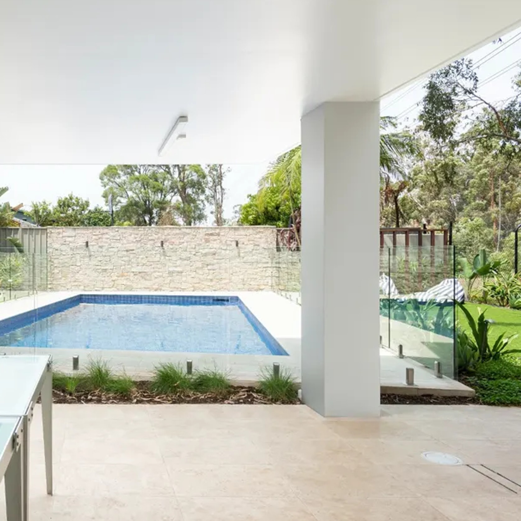 Limestone Hossegor | 400 x 600 x 15 gallery detail image