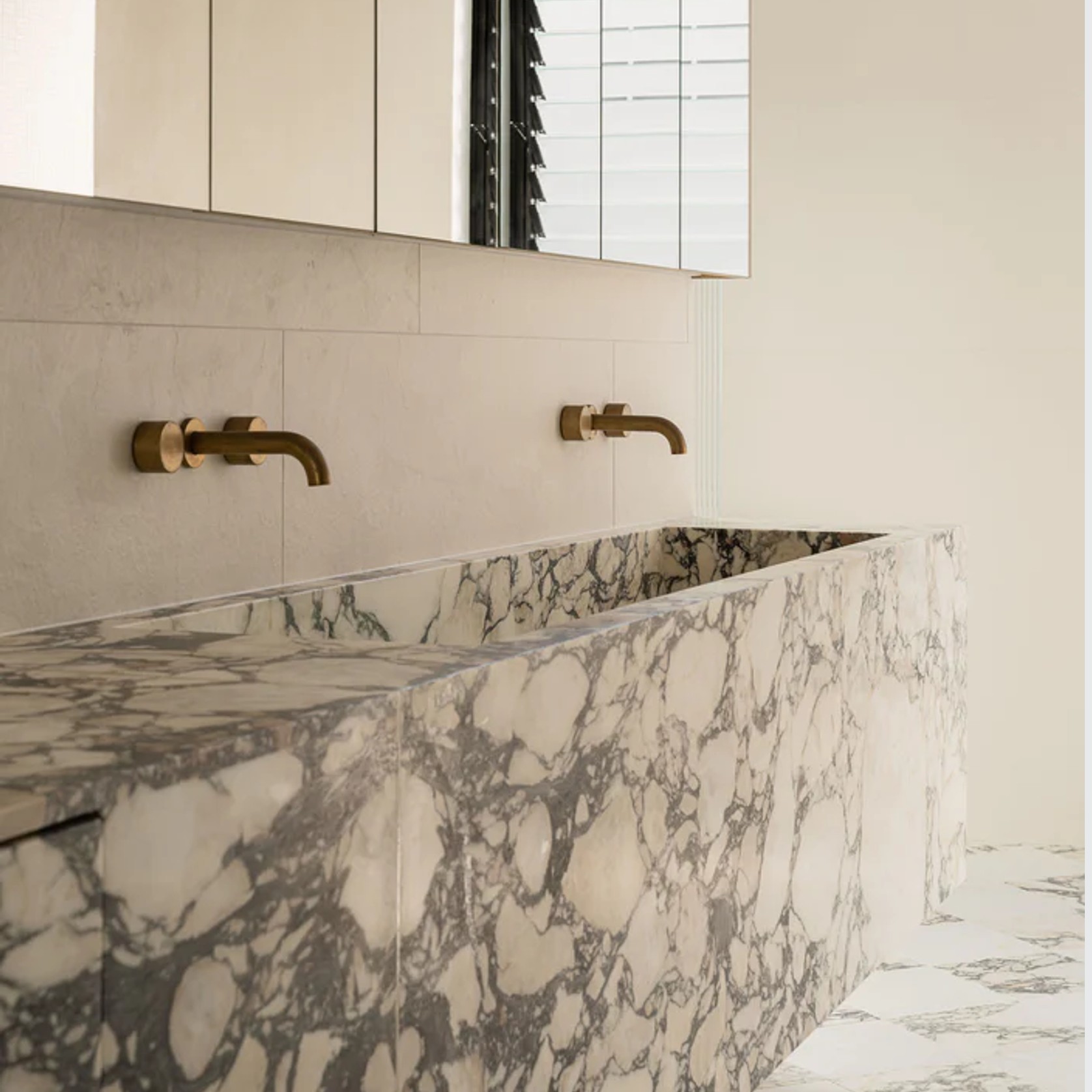 Calacatta Viola Marble - Slabs, Flutes, Furniture gallery detail image