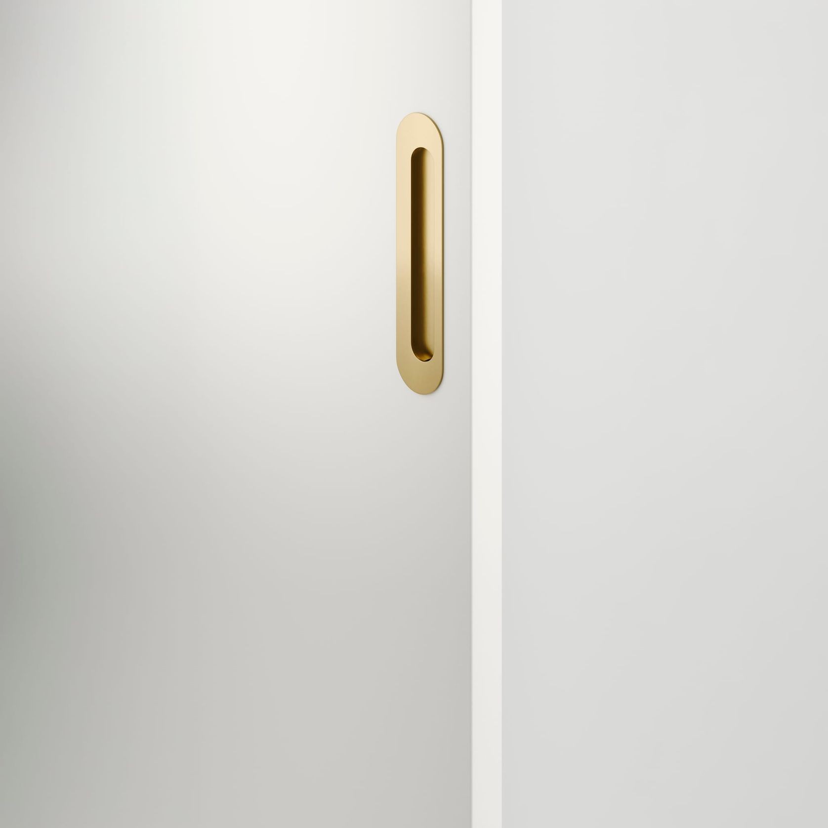 Puerto Flush Pull | Brushed Gold PVD gallery detail image