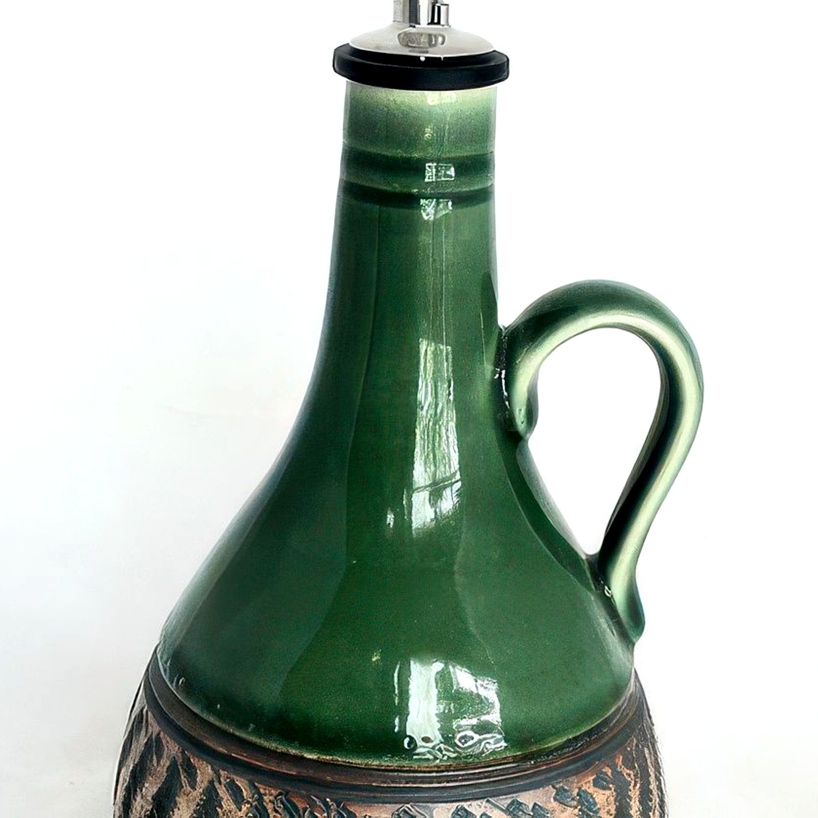 Oil Bottles with Chattering gallery detail image