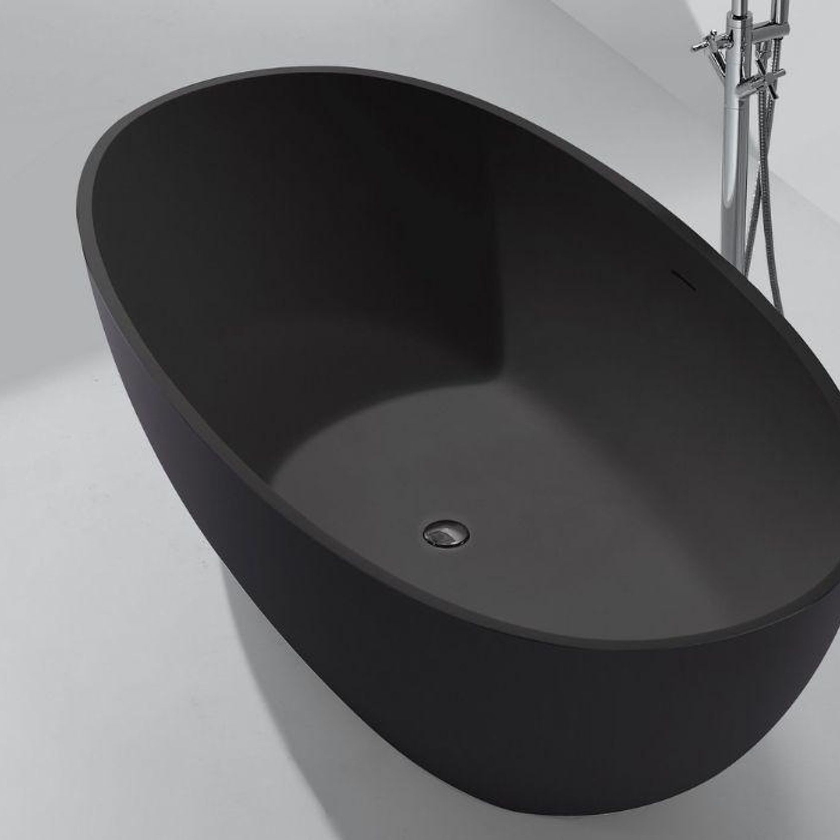 B003-A Classic Matte Black Hugi Bath 1828mm gallery detail image
