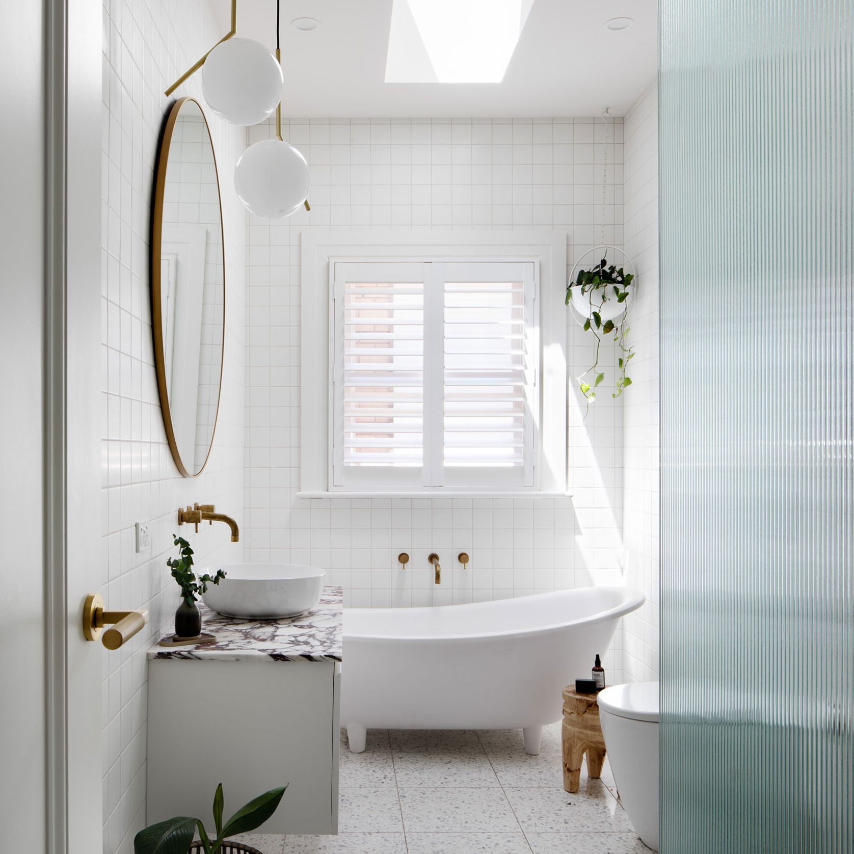 Olivier Freestanding Traditional Stone Bath gallery detail image
