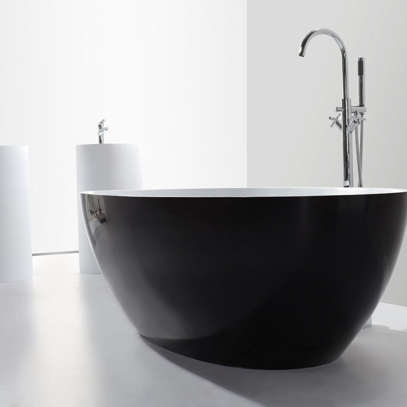 B003-a Stylish Large Hugi Bath 1828mm gallery detail image