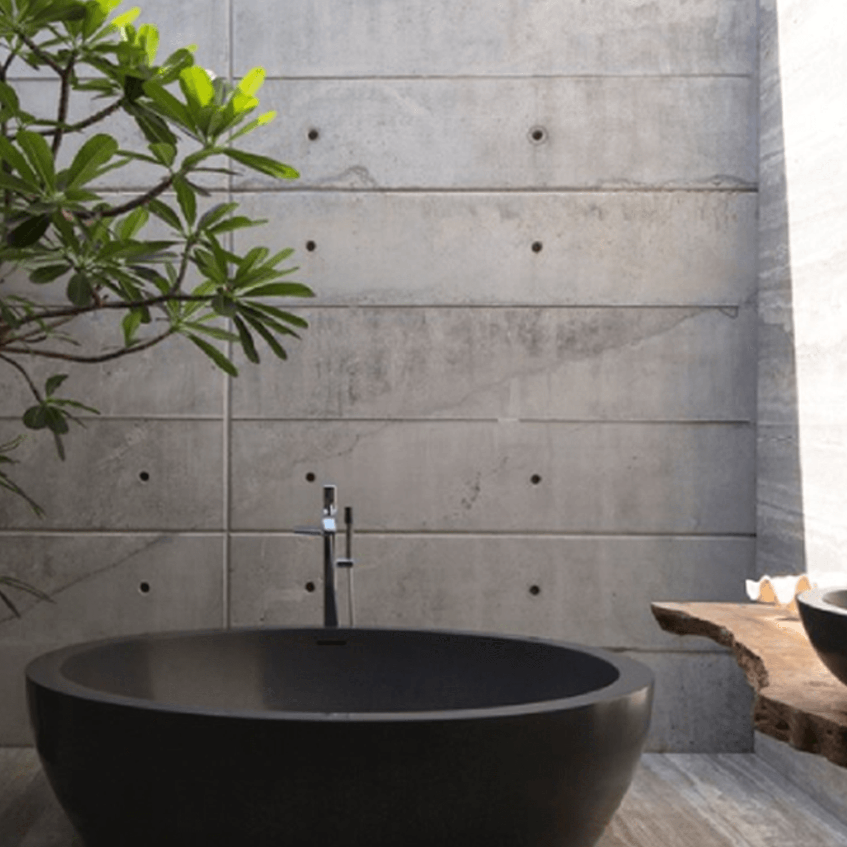 Lunar Freestanding Bath 1740 gallery detail image