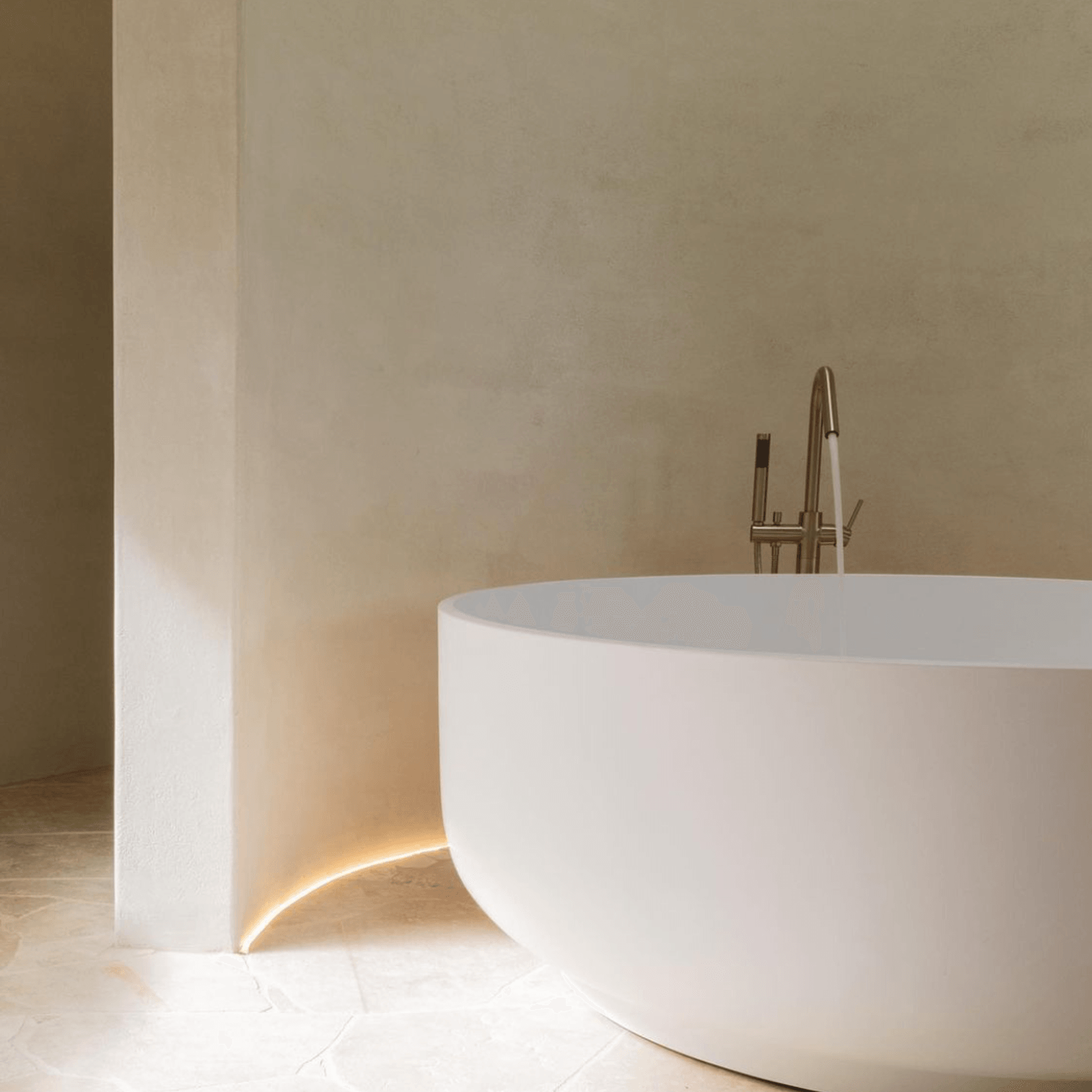 Silvia Circular Lightweight Bath ST13 - Various Sizes gallery detail image
