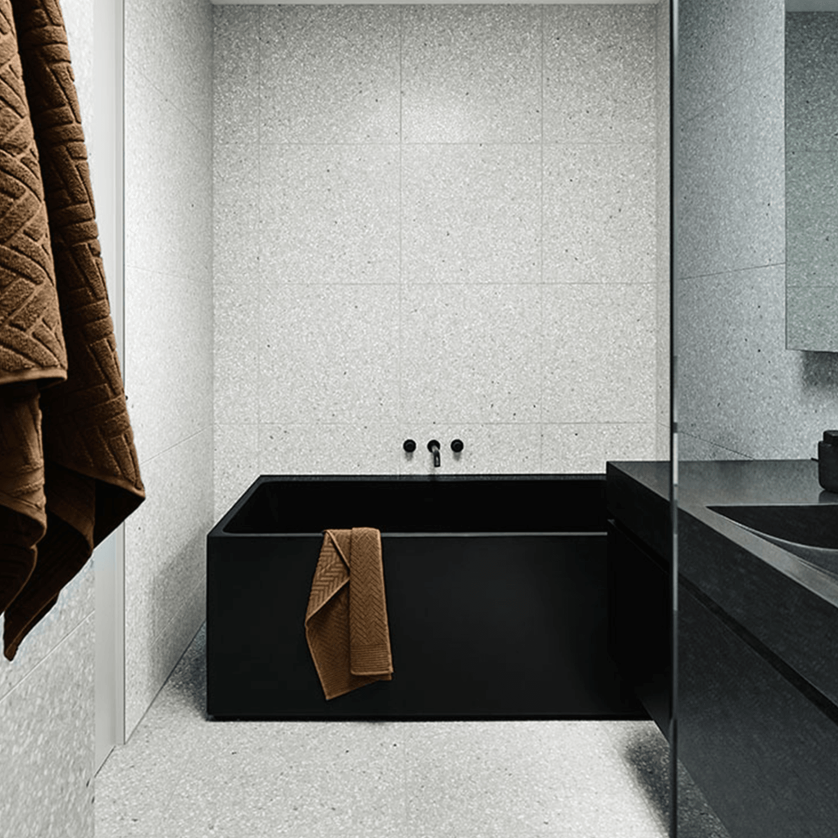 Soka Petit Freestanding Bath gallery detail image