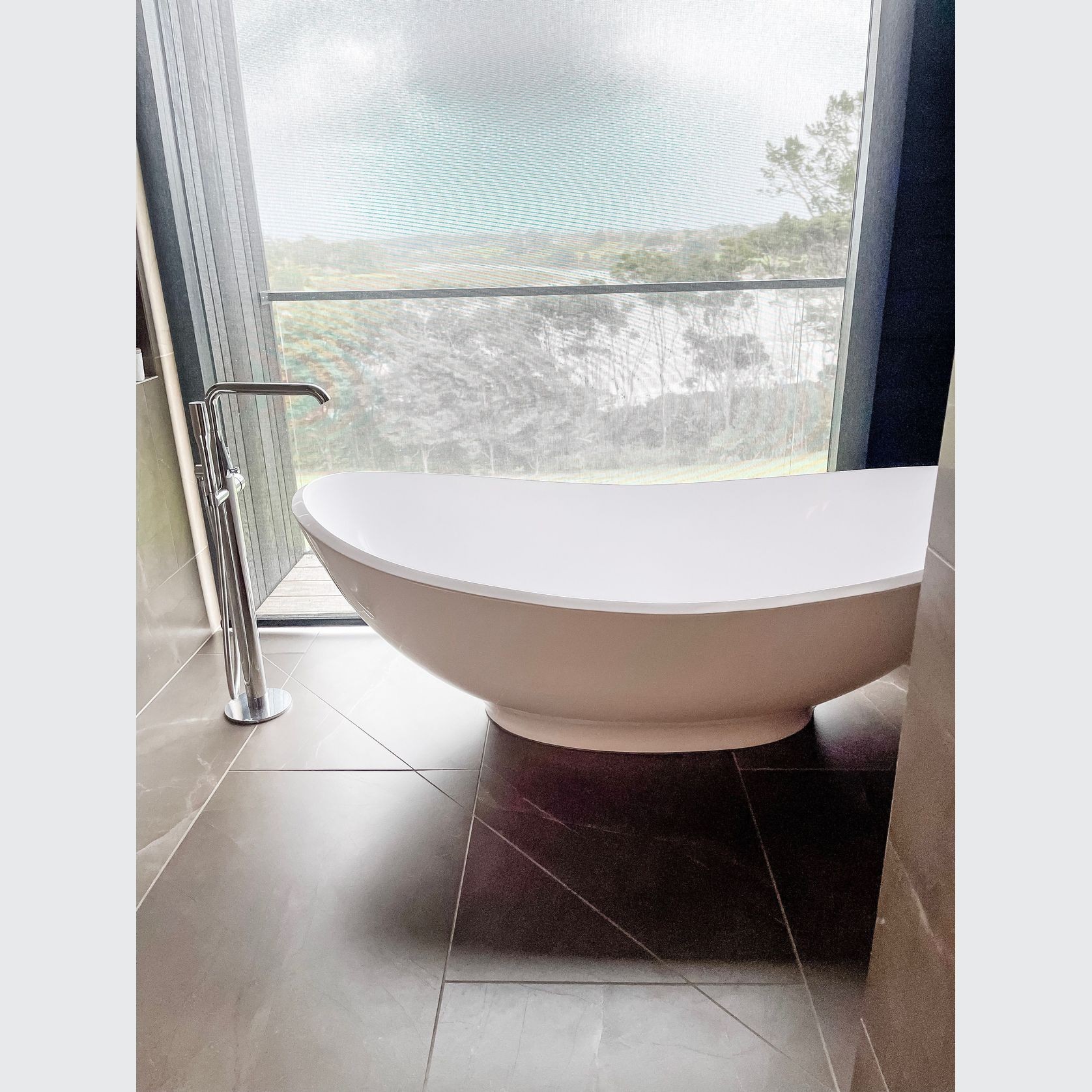 ST18 Bertina Toka Classic Bath 1720mm gallery detail image