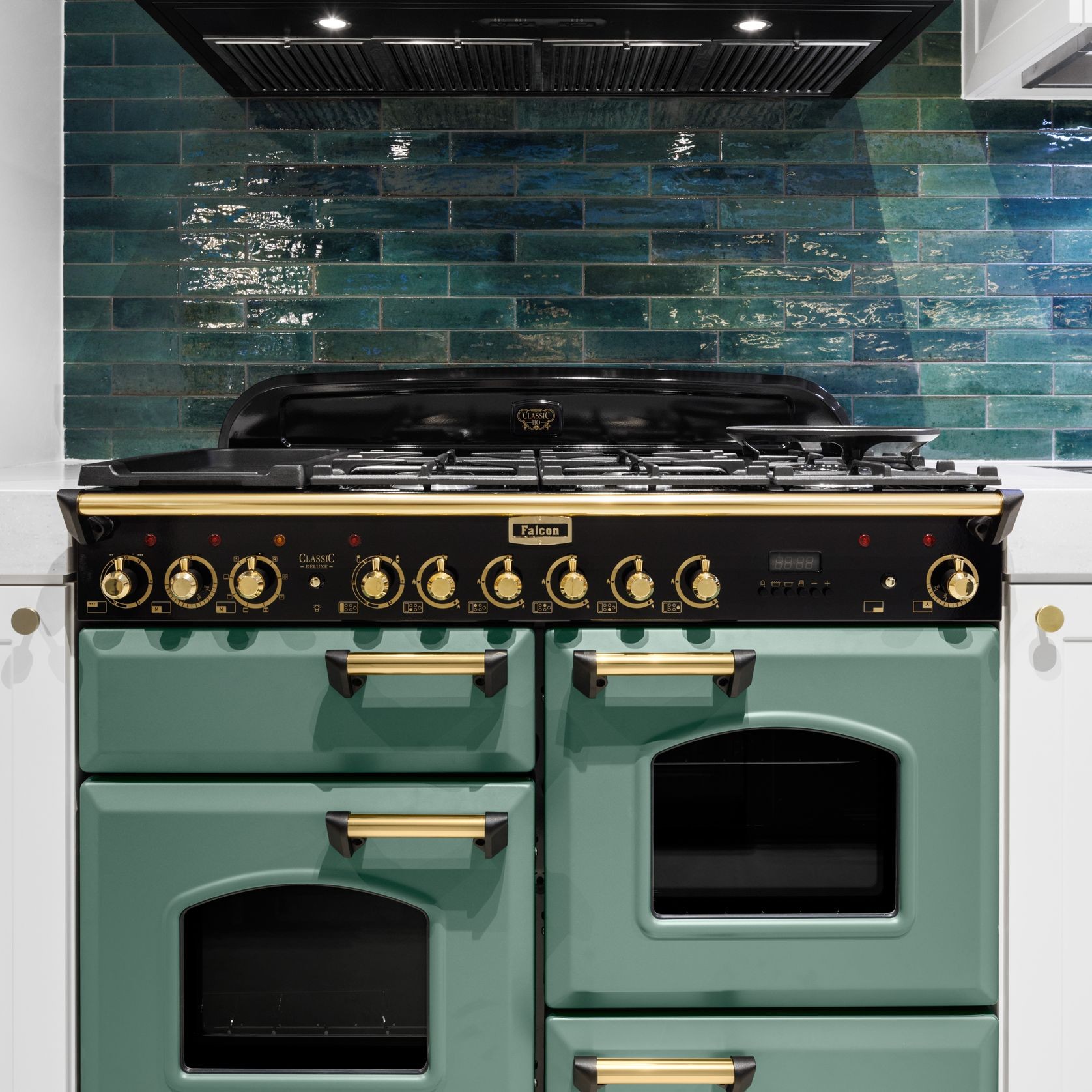 Falcon Classic Deluxe 110cm Dual Fuel Range Cooker gallery detail image