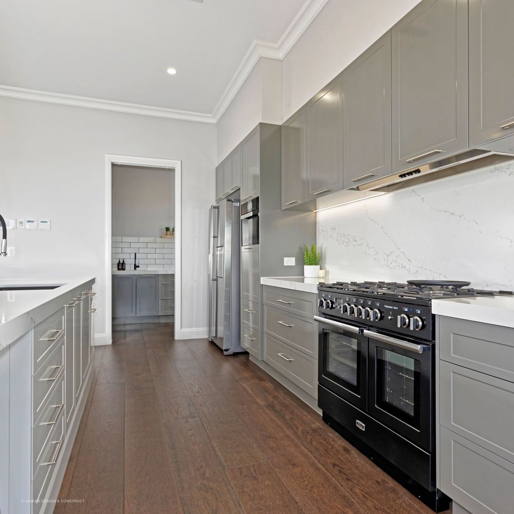 Falcon Professional+ FX 100cm Dual Fuel Range Cooker gallery detail image