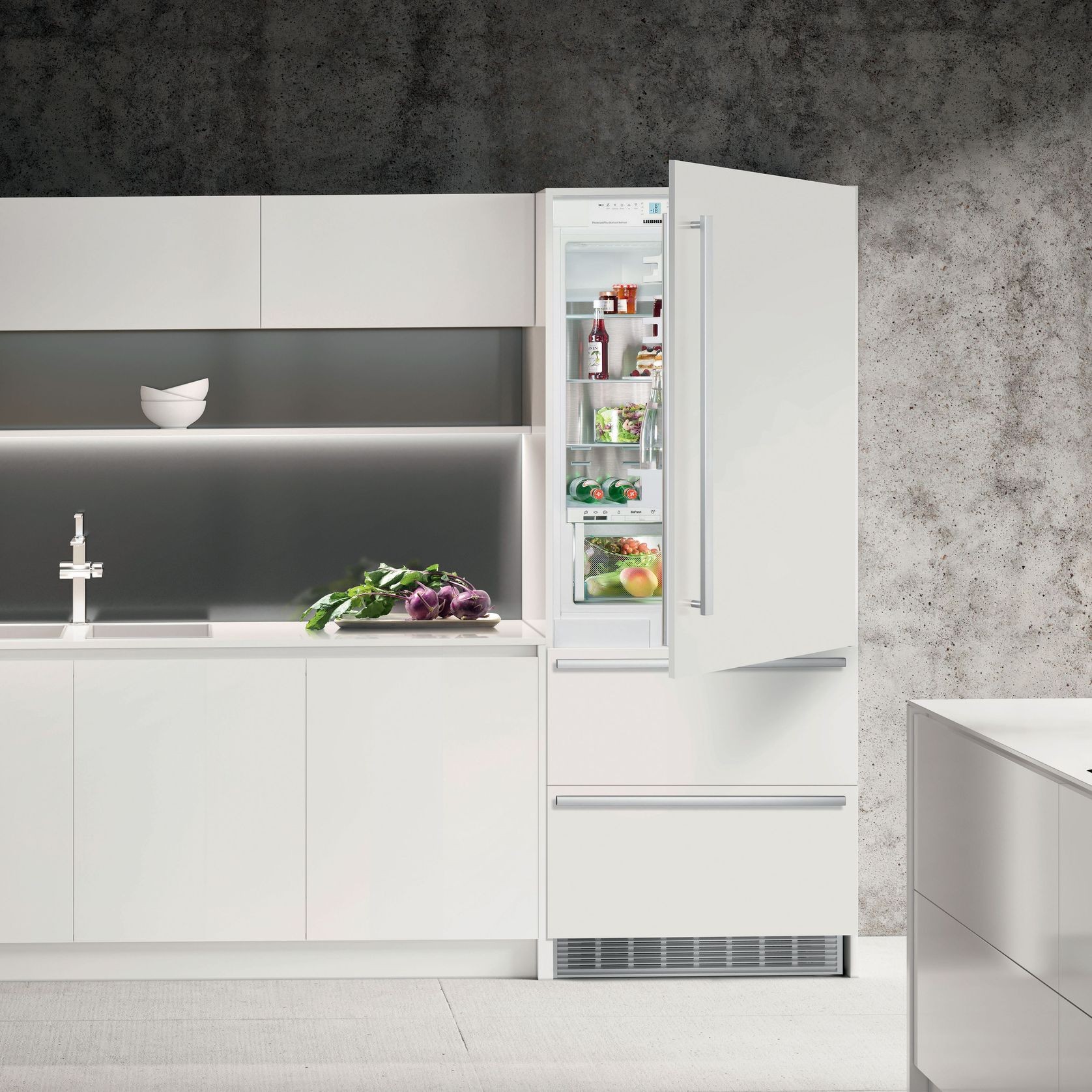 ECBN 5066 PremiumPlus | Fully Integrated Bottom Mount Fridge gallery detail image
