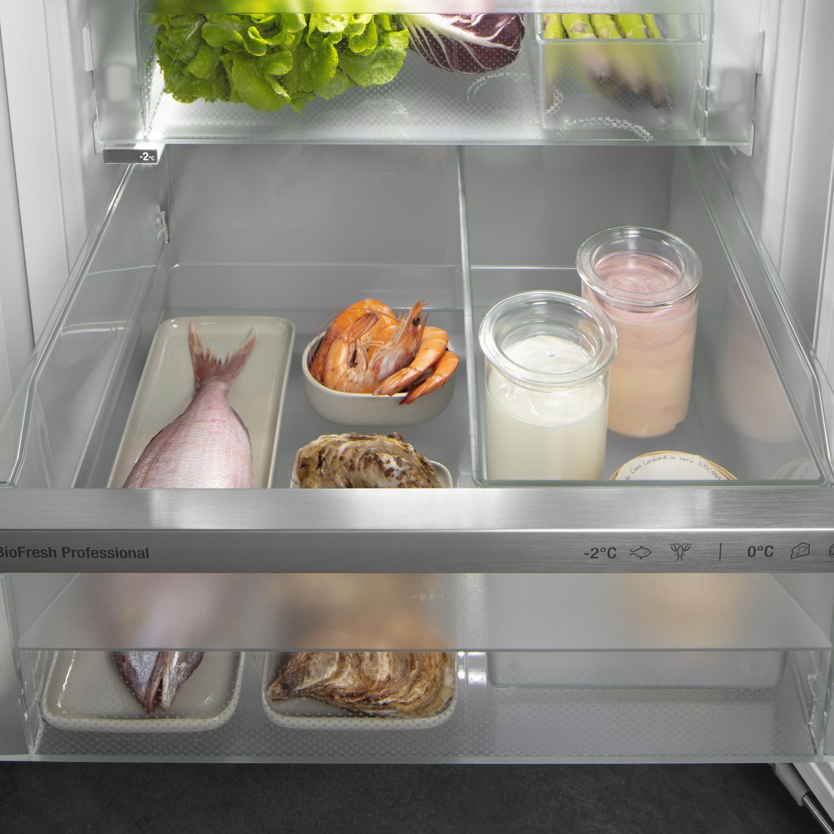 IRBh 5170 'Peak' BioFresh Pro | Fully Integrated Fridge gallery detail image