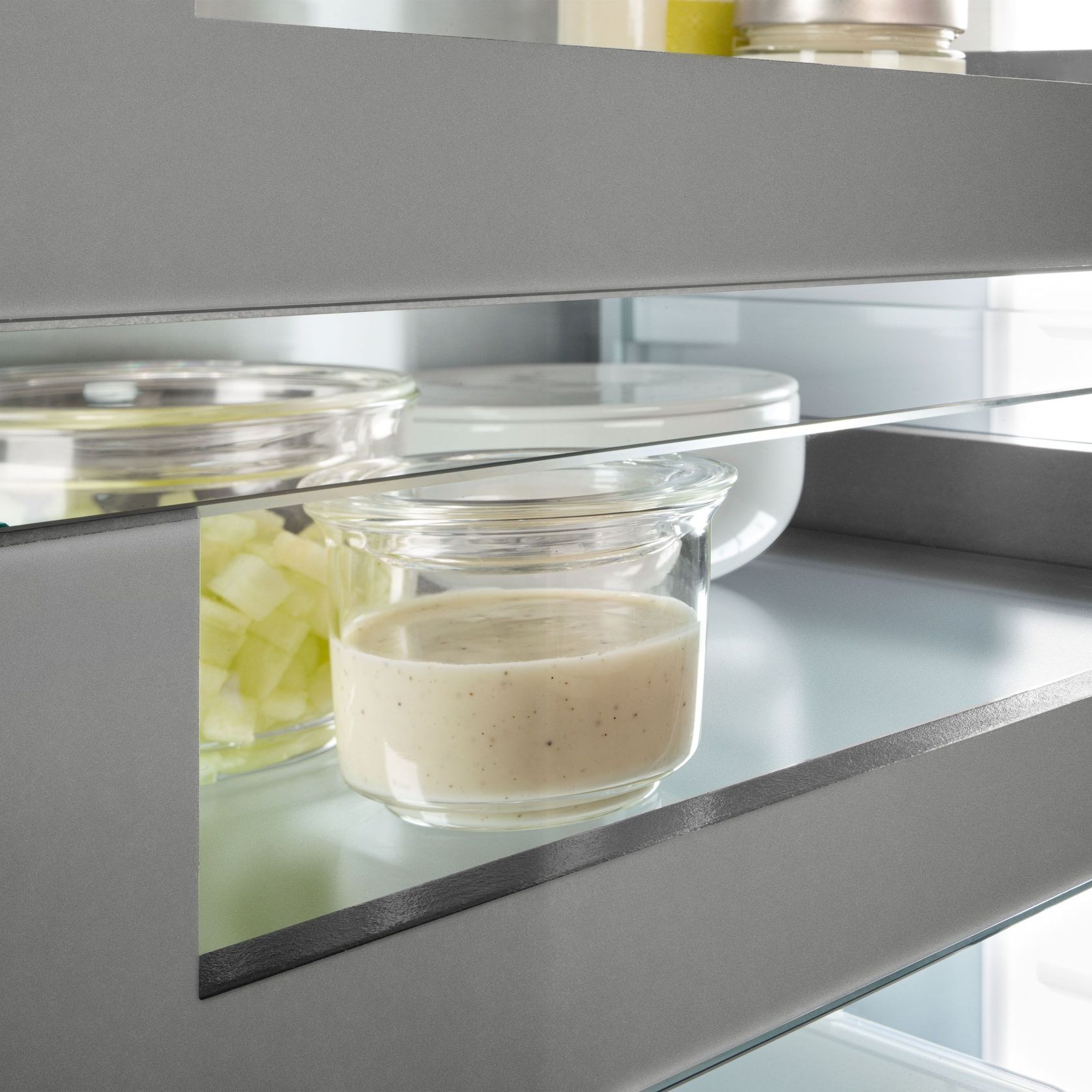 IRBPh5170 Peak Biofresh Fully Integrated Refrigerator gallery detail image