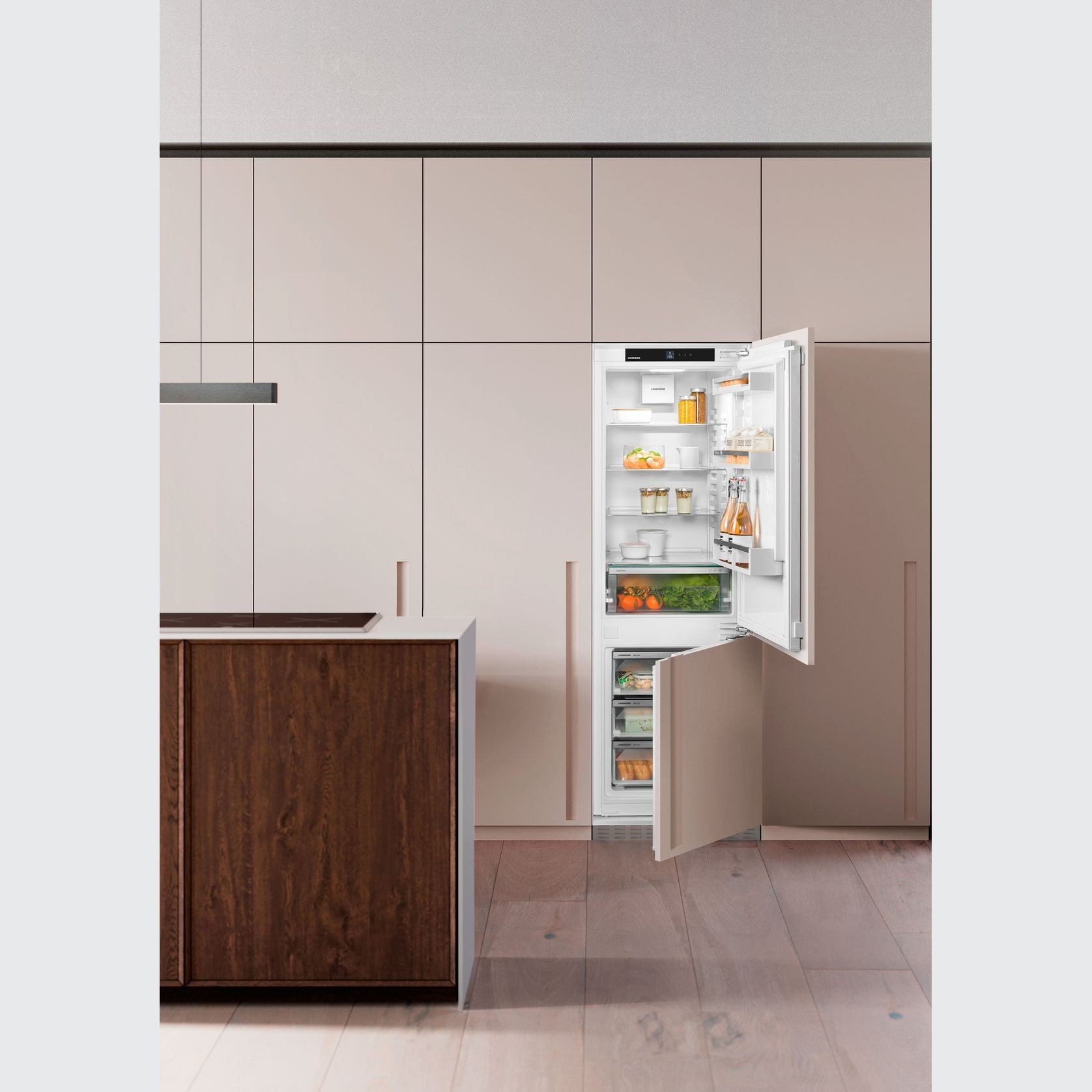 ICNh 5103 Pure EasyFresh | Fully Integrated Bottom Mount gallery detail image