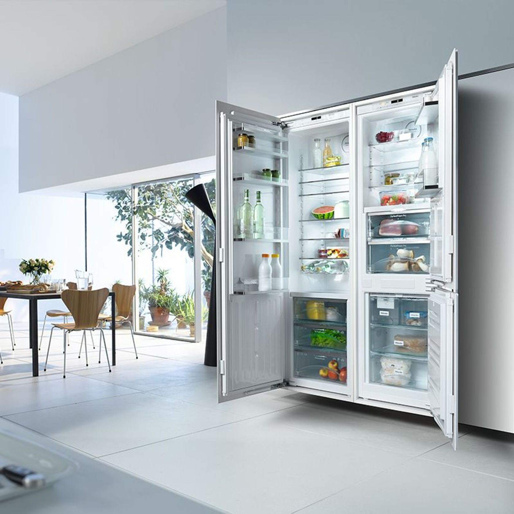 Miele Integrated Fridge Freezer Combination with Plumbed In Ice Maker W.600 KFNS 37692 IDE gallery detail image