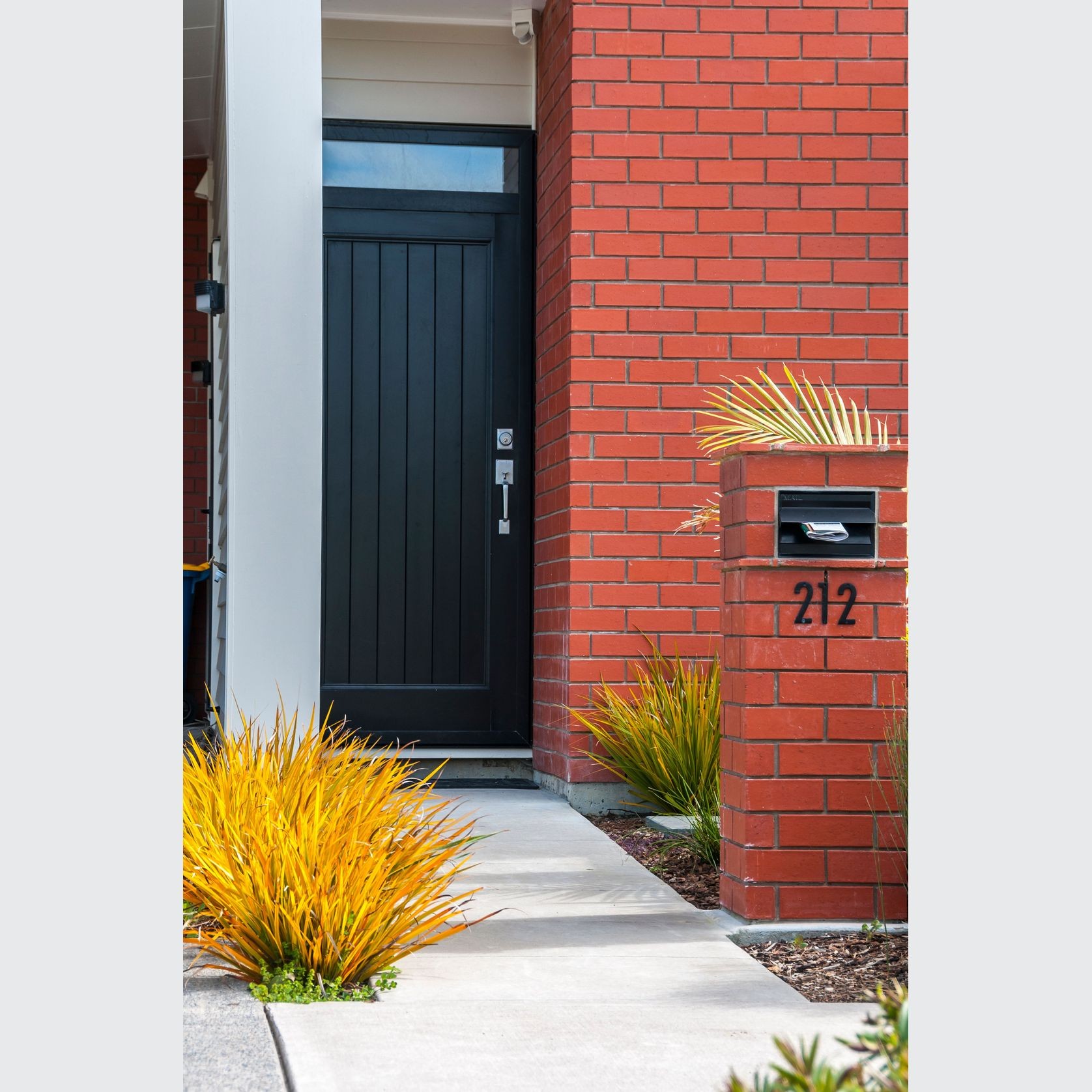 10TV Aluminium Modern Entrance Doors gallery detail image