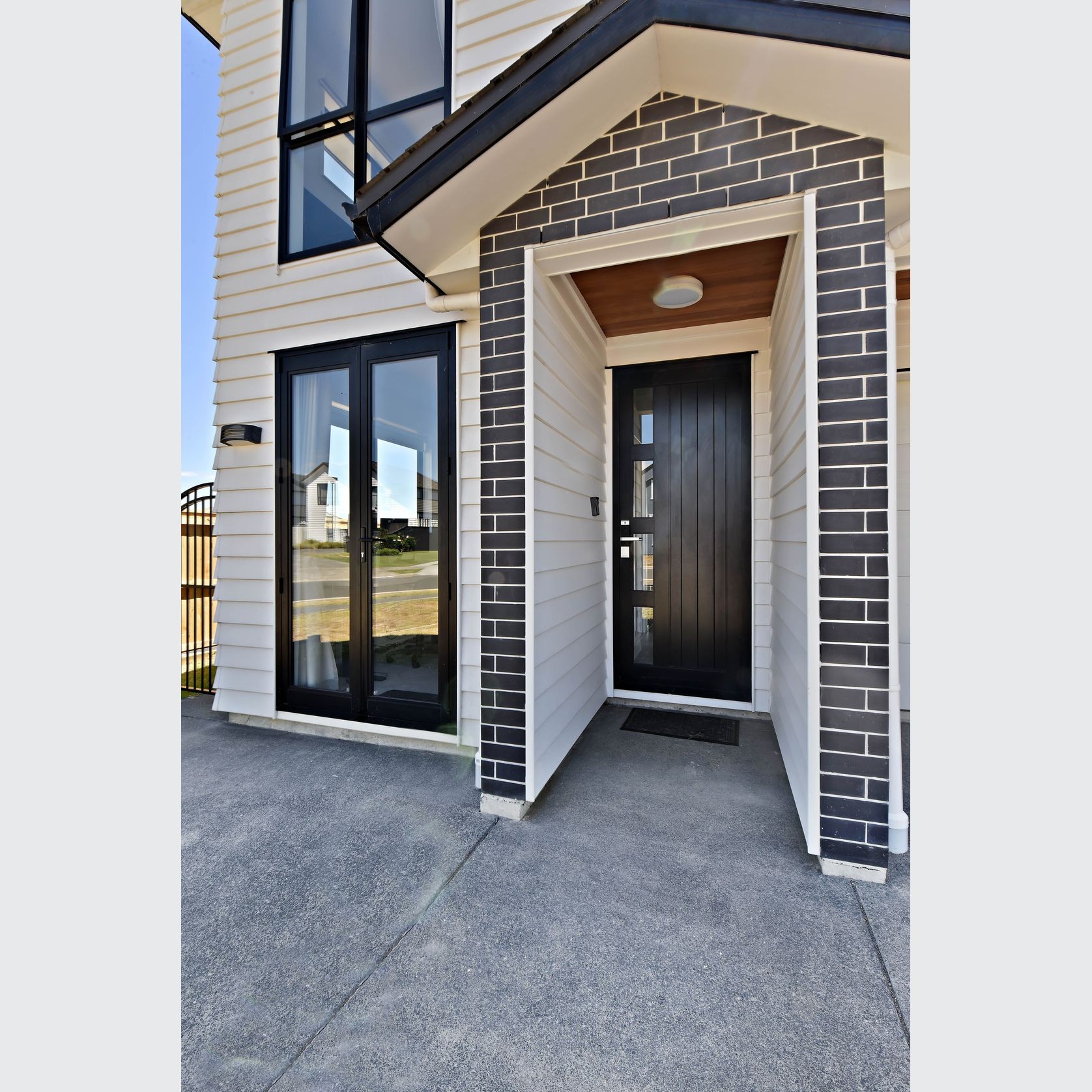 Aluminium Entry Doors gallery detail image