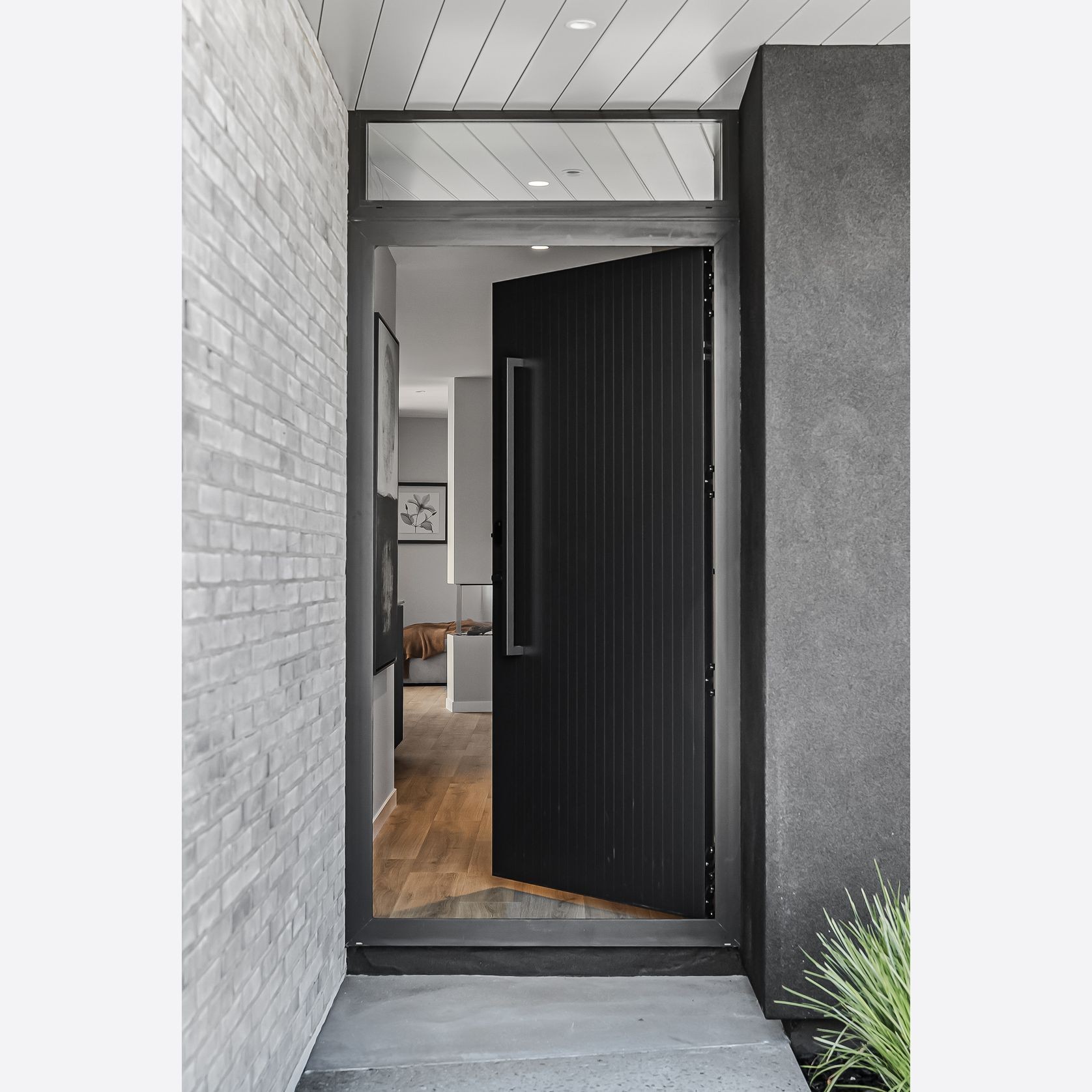 VV53 – BATTEN 40 WITH STILE Aluminium Door gallery detail image