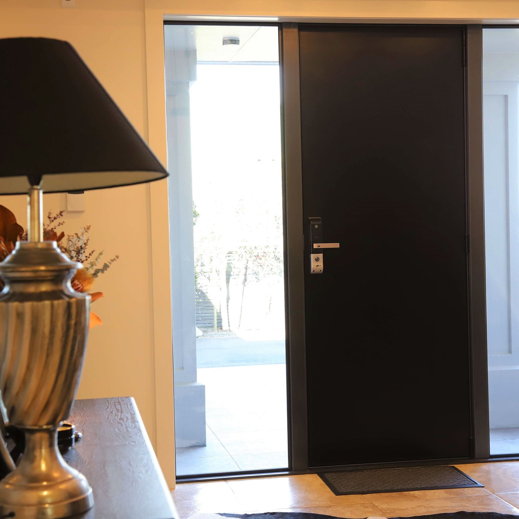 Thermtek FL H1 Compliant Aluminium Door gallery detail image