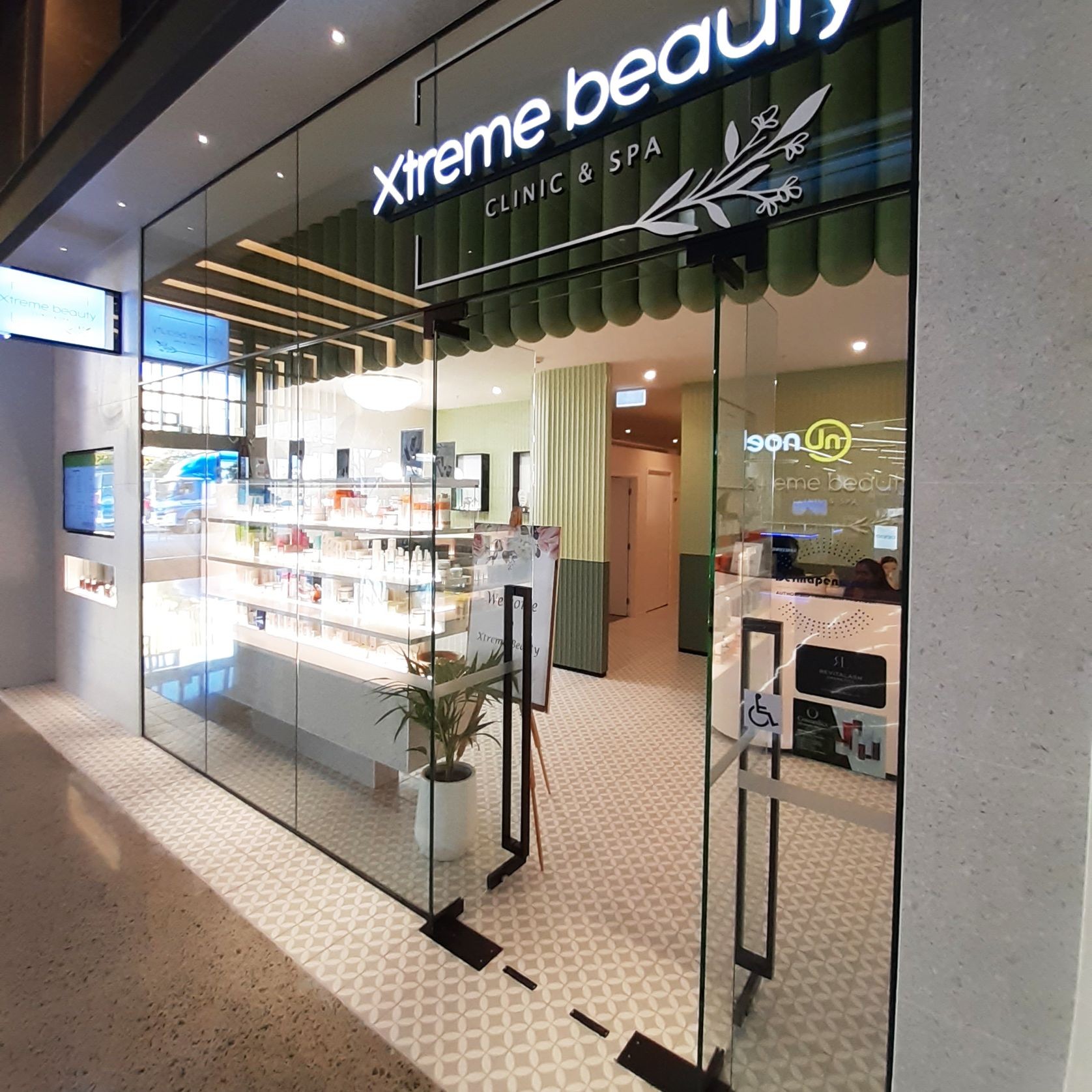 Haynes Glass Doors & Shop Fronts gallery detail image
