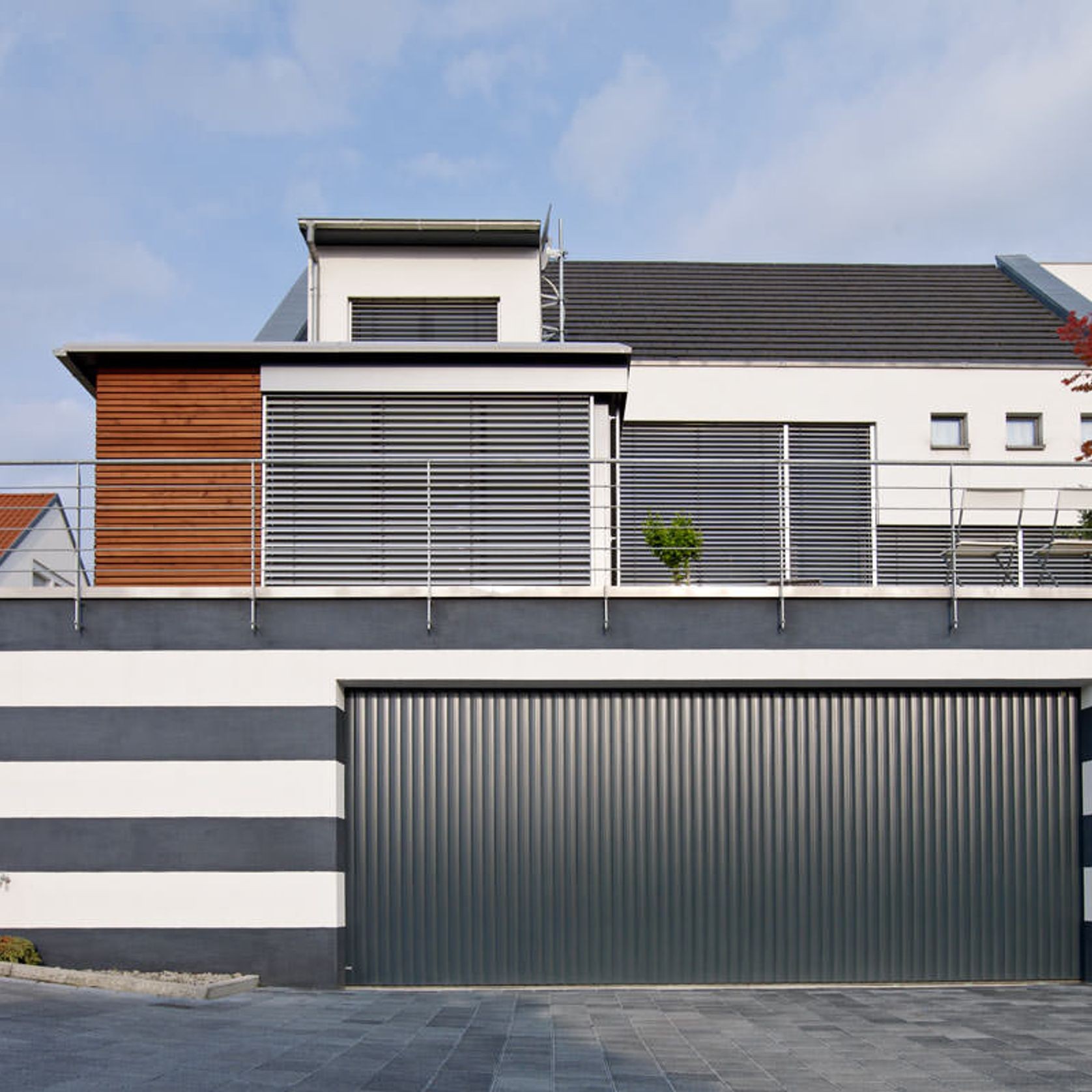 VERTICO Side Sliding Garage Door gallery detail image