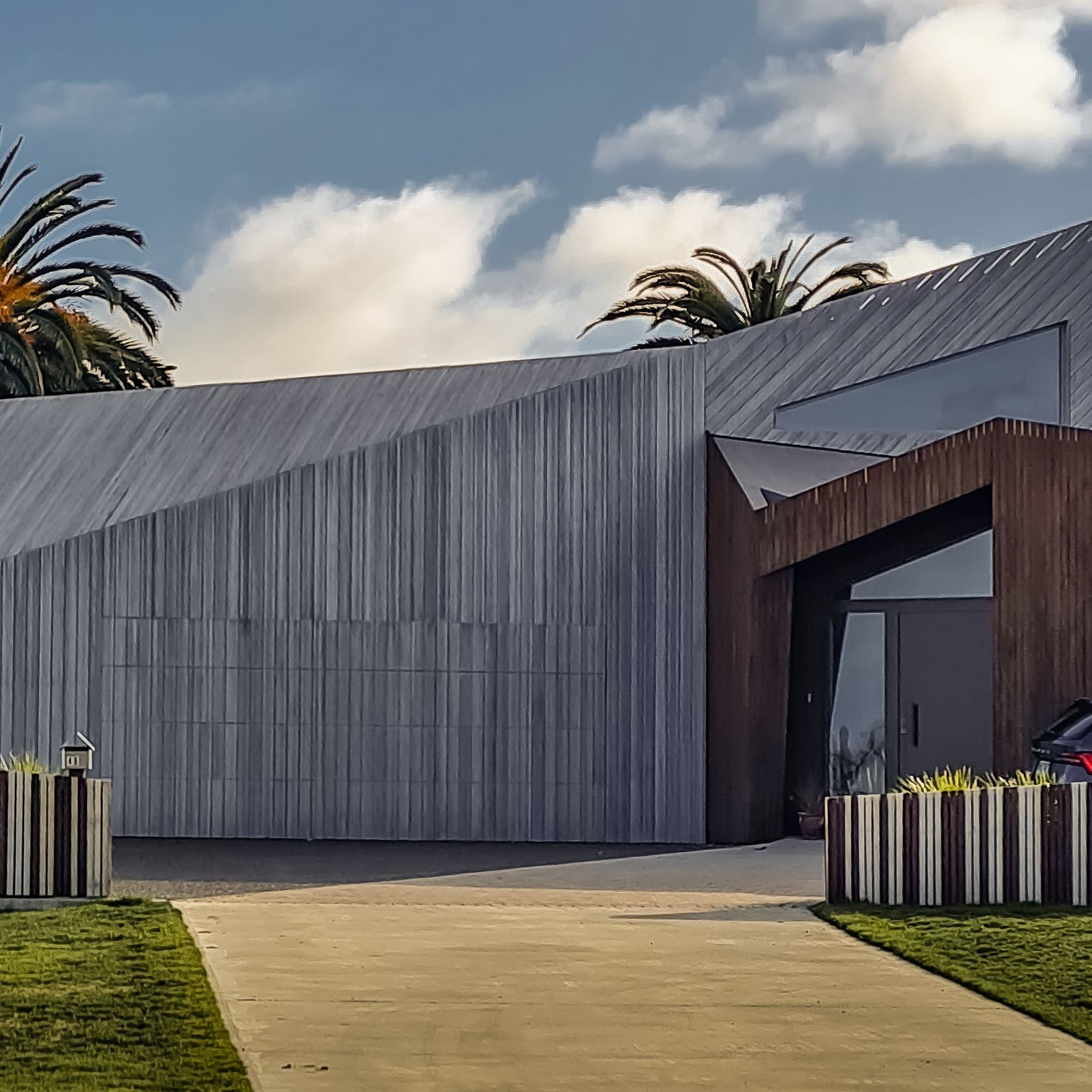 Flush Mount Sectional Overhead Doors gallery detail image