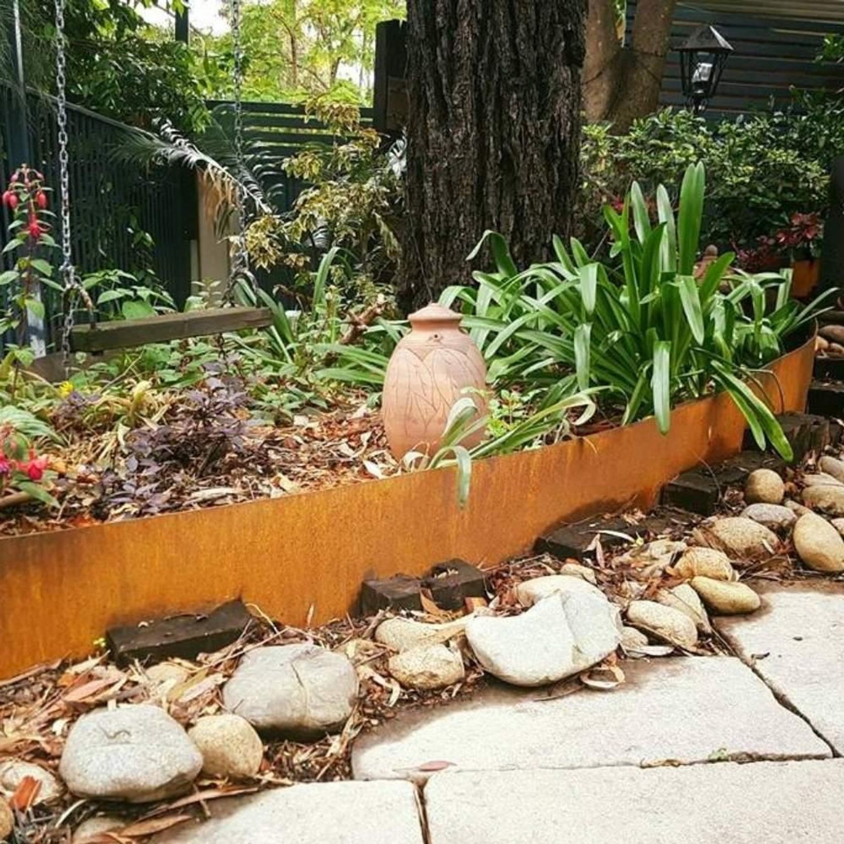 200 mm High. Corten Steel Garden Edging 3.00 mm Thick gallery detail image