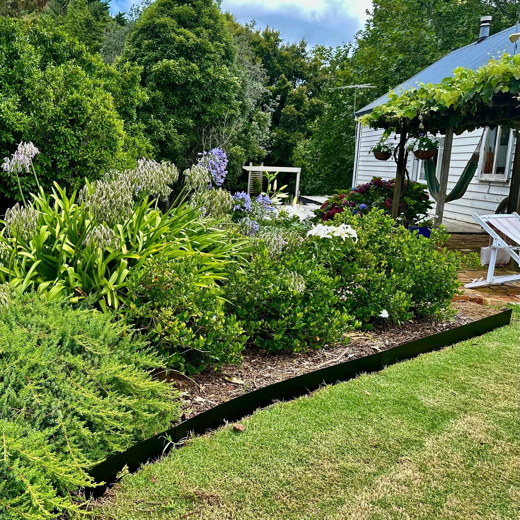 Black Garden Edging gallery detail image