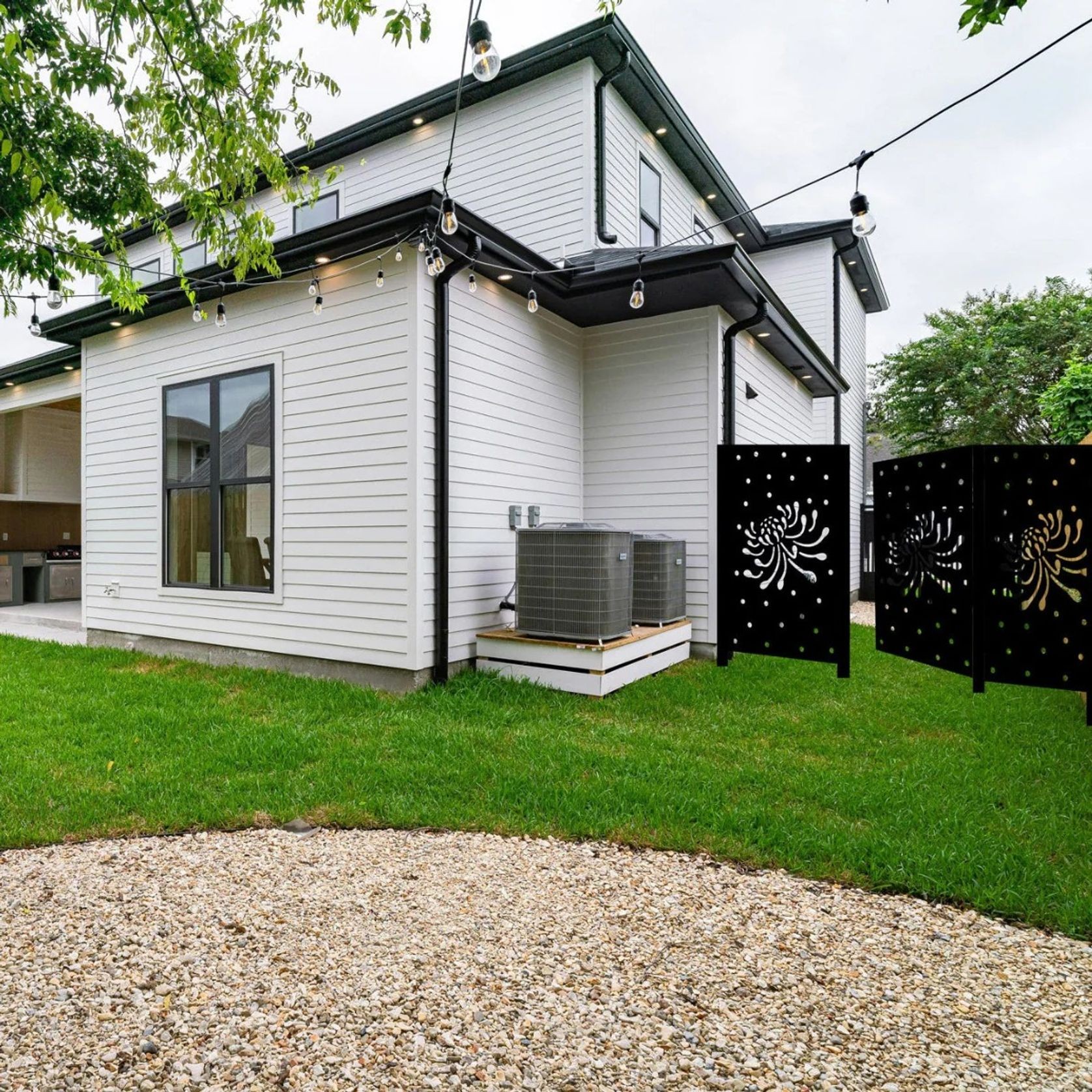 Fence Panels & Privacy Screen - Flower & Polka (Single) gallery detail image