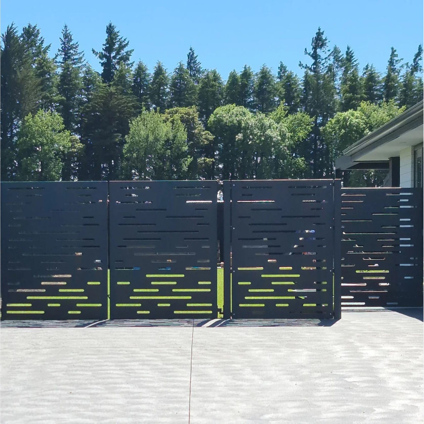 Corten Steel & Aluminium Fence Panel - Horizontal Lines gallery detail image