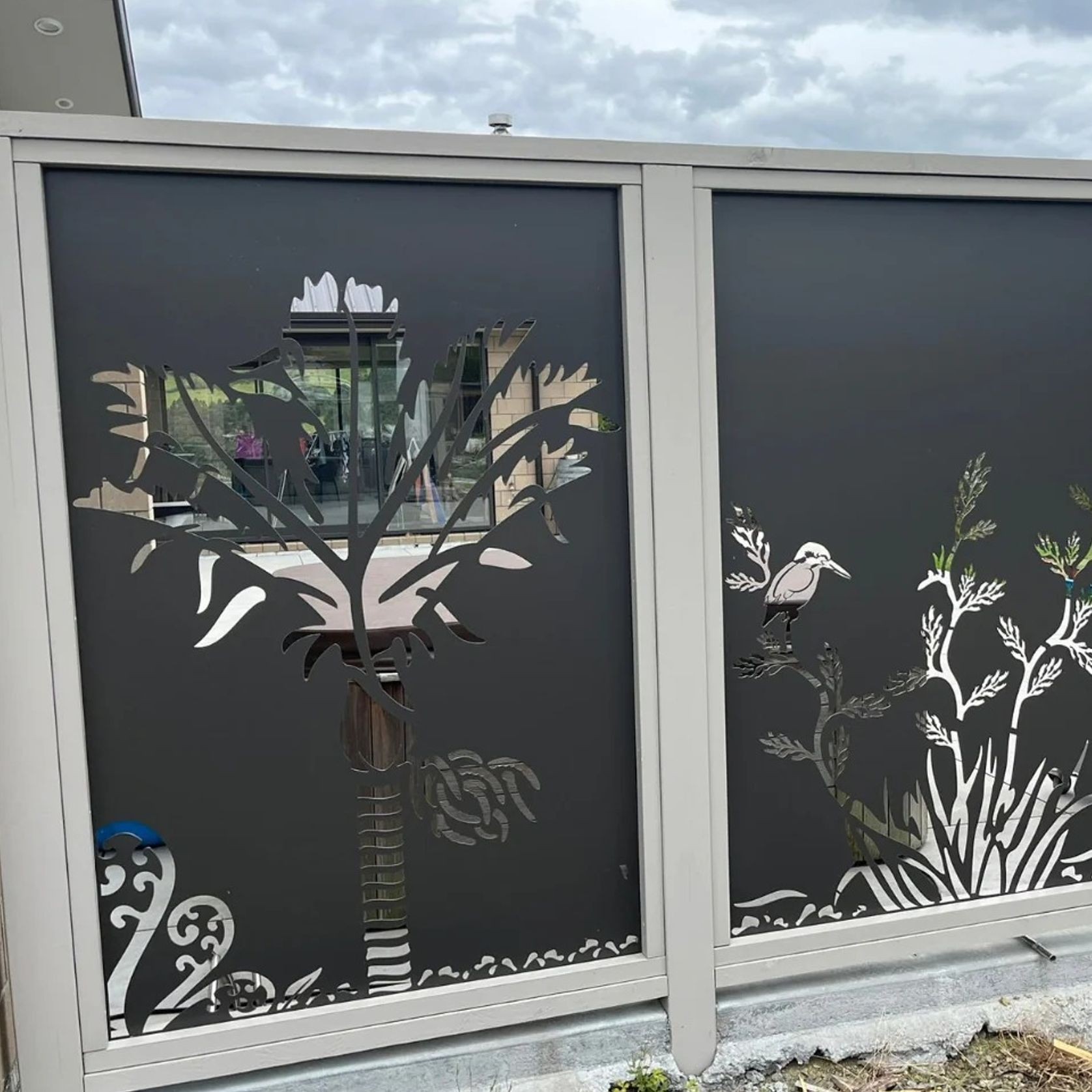 Privacy Screen - Nikau Decorative Panel Set gallery detail image