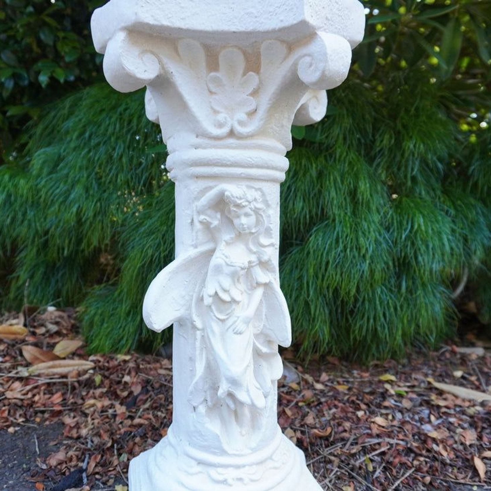 Seraphic White Plinth gallery detail image