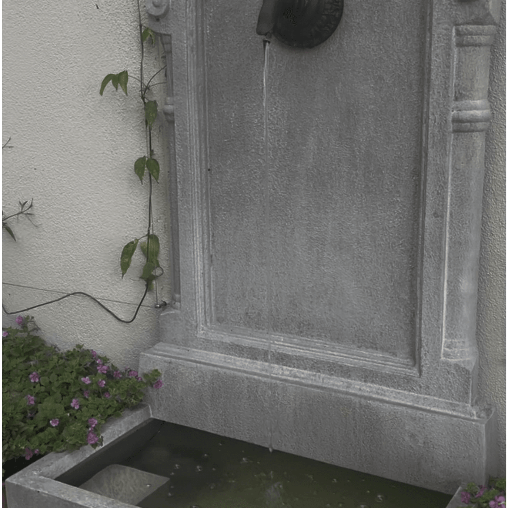 Courtyard Fountain gallery detail image