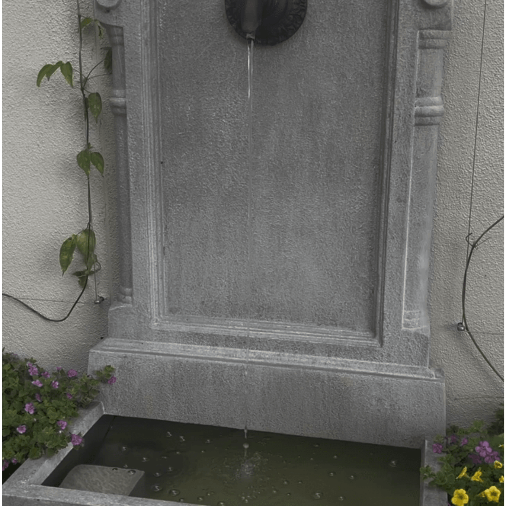 Courtyard Fountain gallery detail image