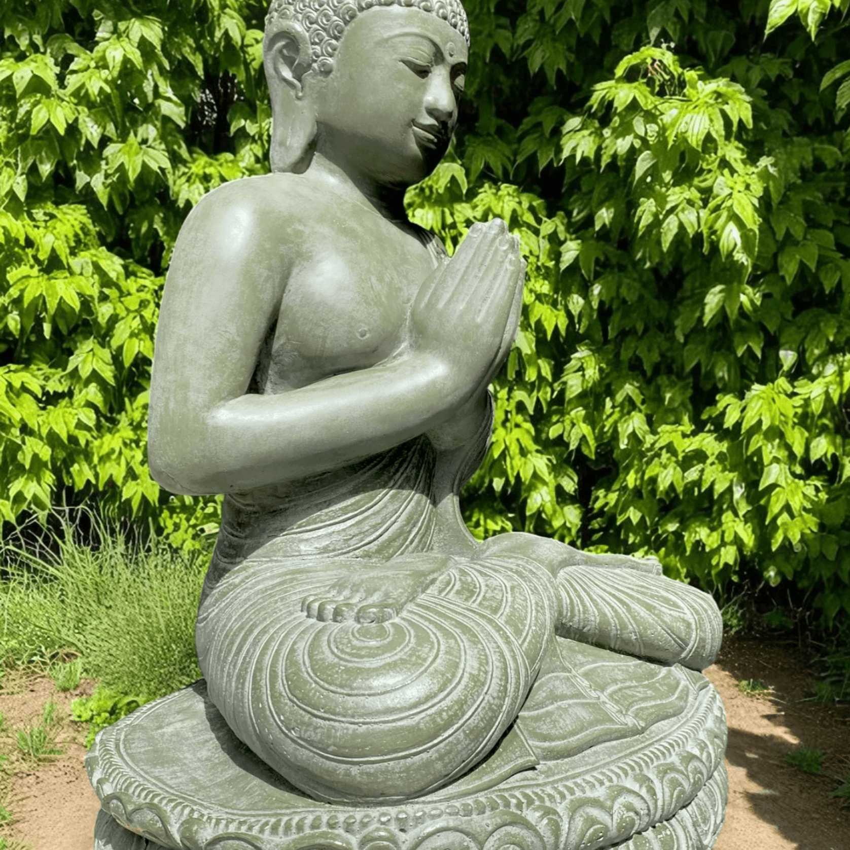 Praying Buddha Sculpture - (3064) gallery detail image