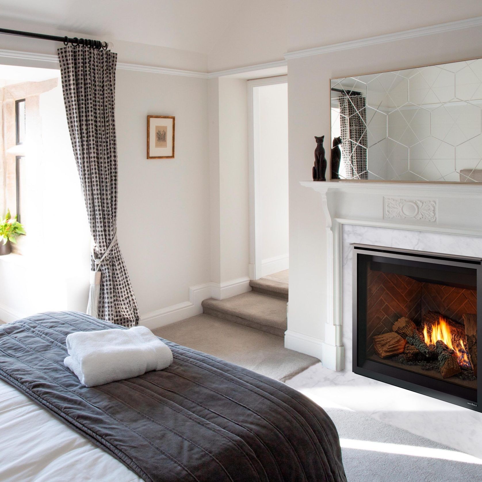 6KX | Gas Fireplace gallery detail image