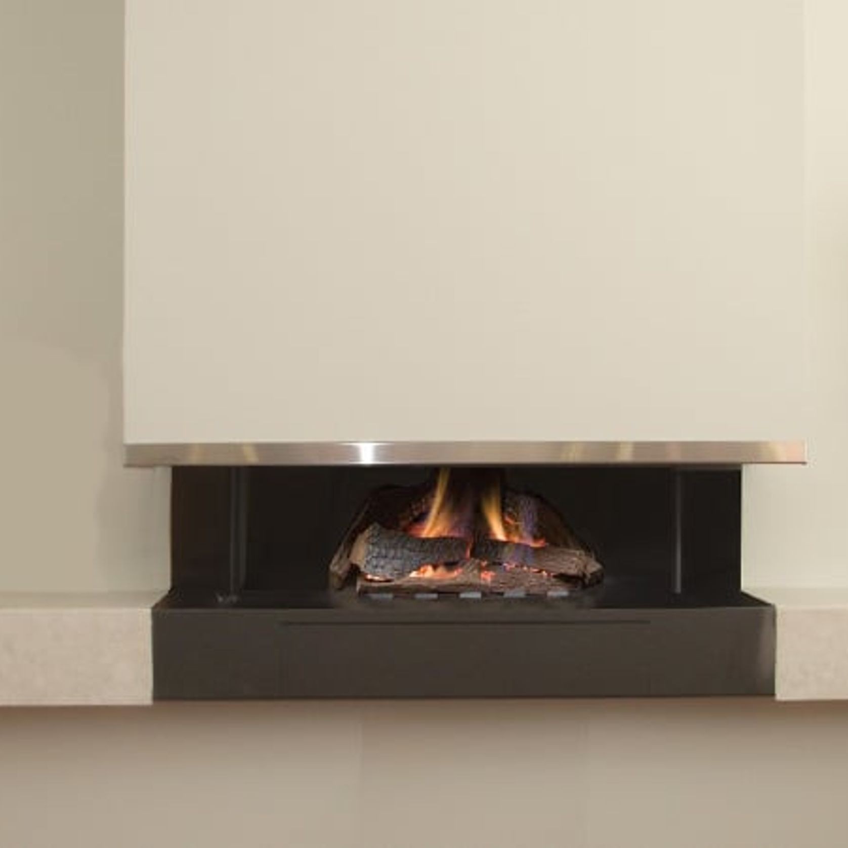 Jetmaster Cantilever Gas Fireplace 700 gallery detail image