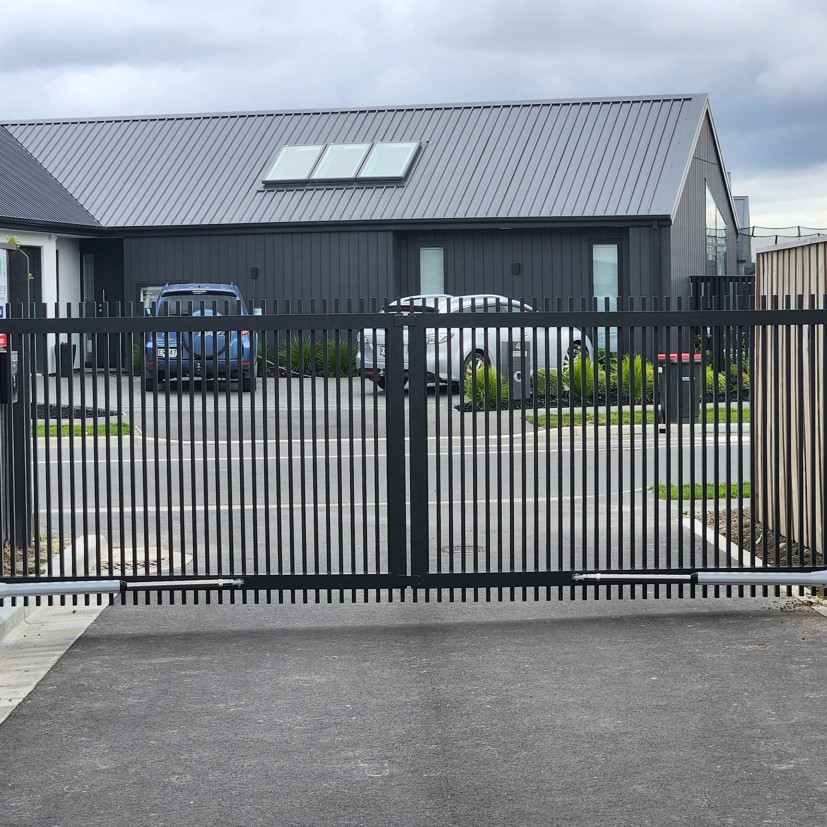 Automated Designer Gates gallery detail image