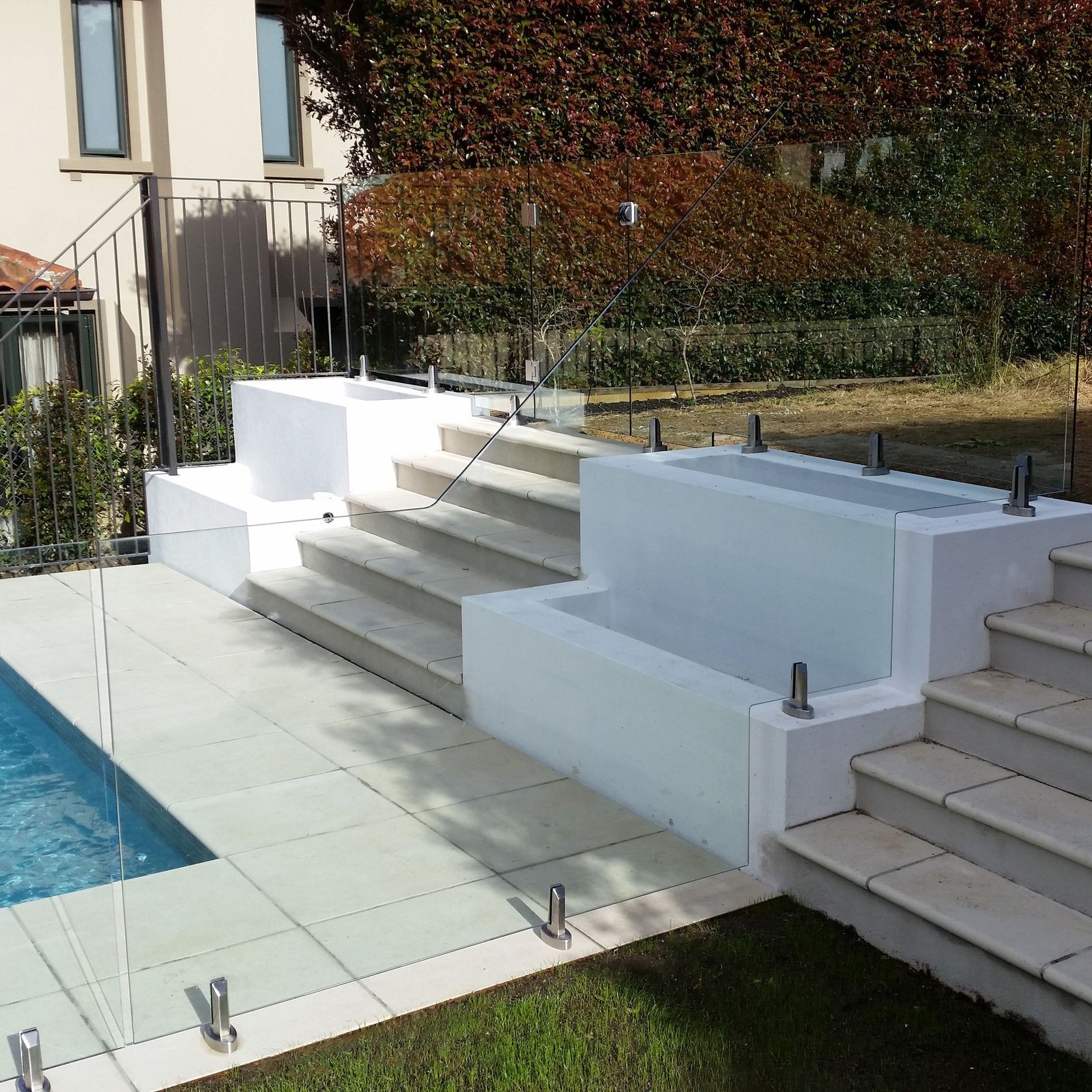 Edgetec Matador® Series I Mini Post Glass Balustrade gallery detail image