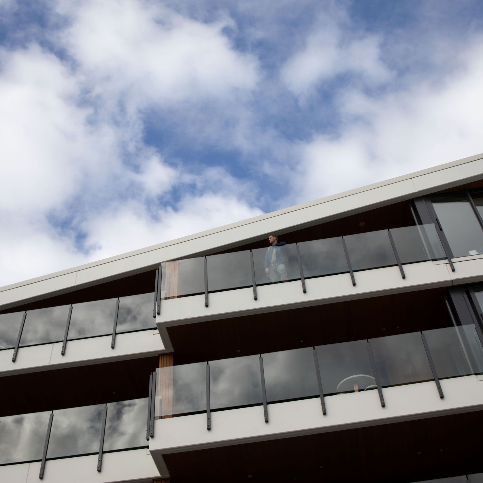 Surreal Semi-Frameless Glass Balustrades gallery detail image