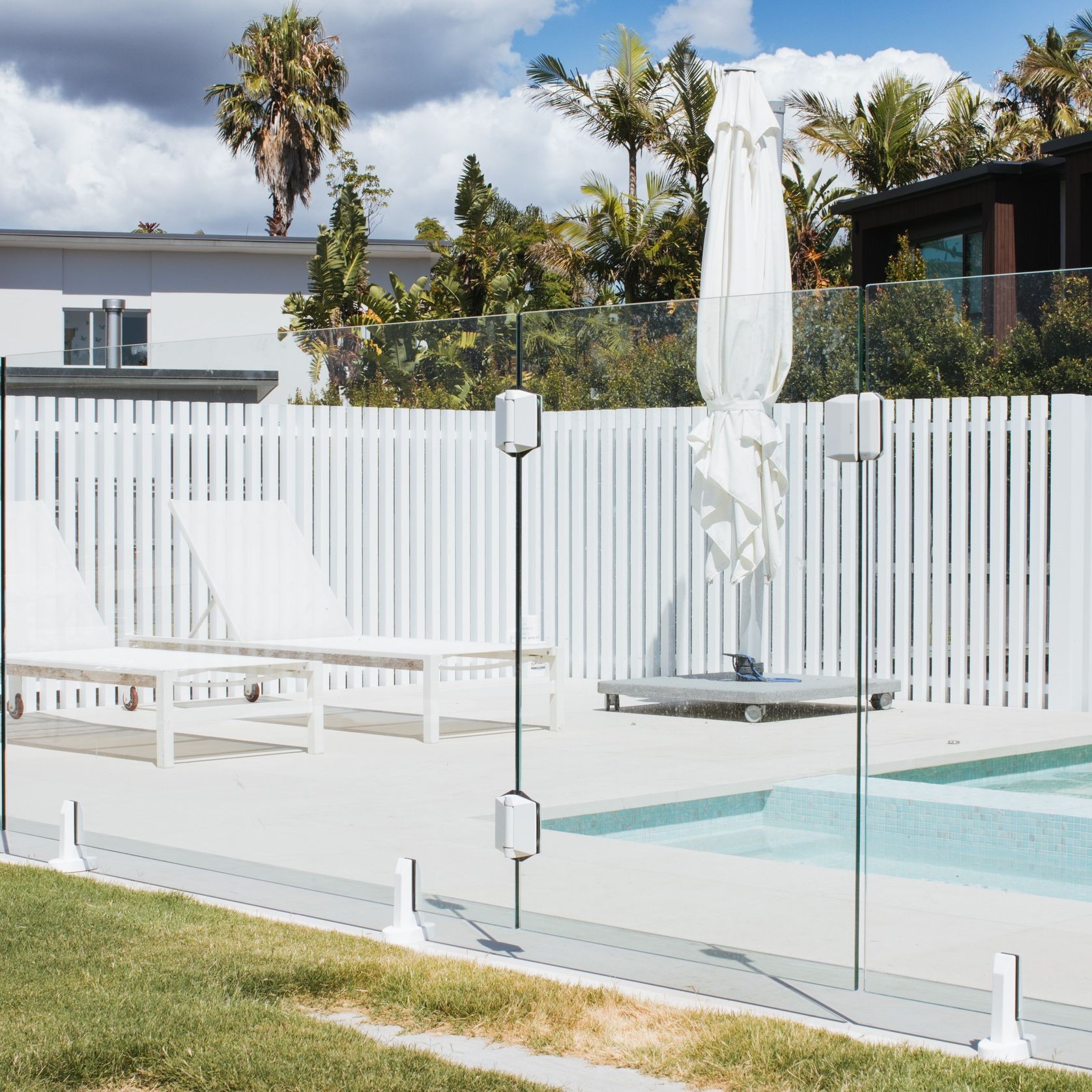 Glass Pool Fence gallery detail image