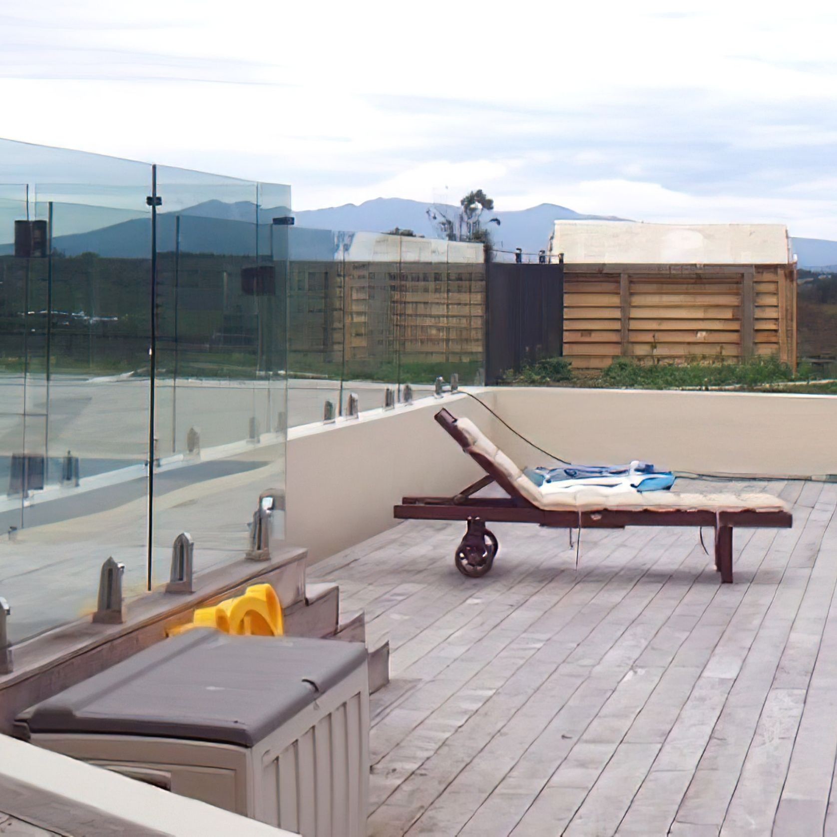 Glass Pool Fence gallery detail image