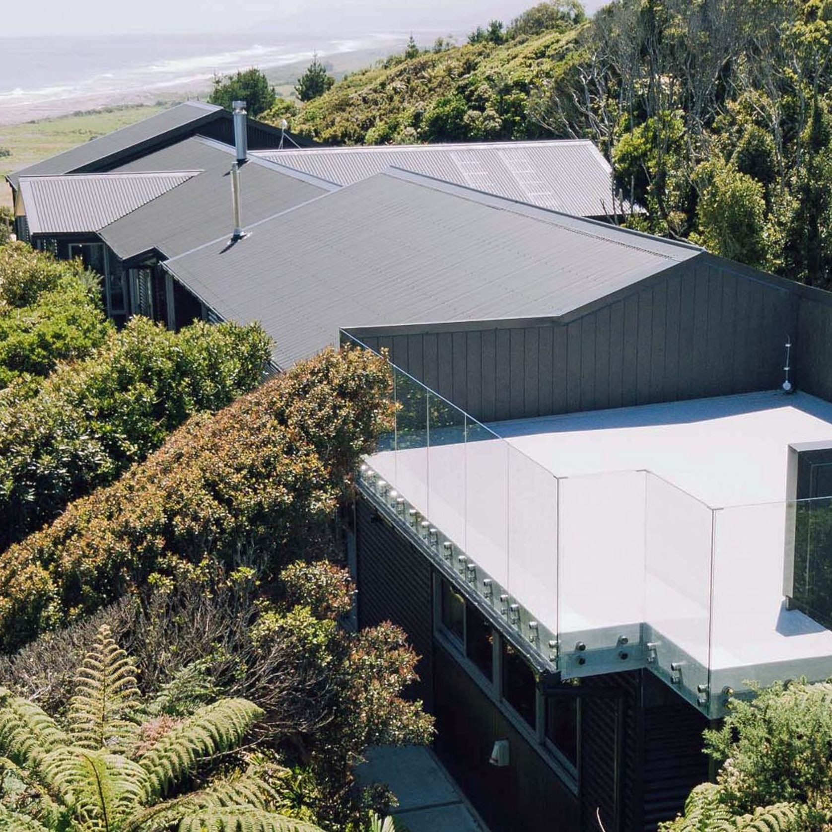 Edgetec® Double Disc Glass Balustrade gallery detail image